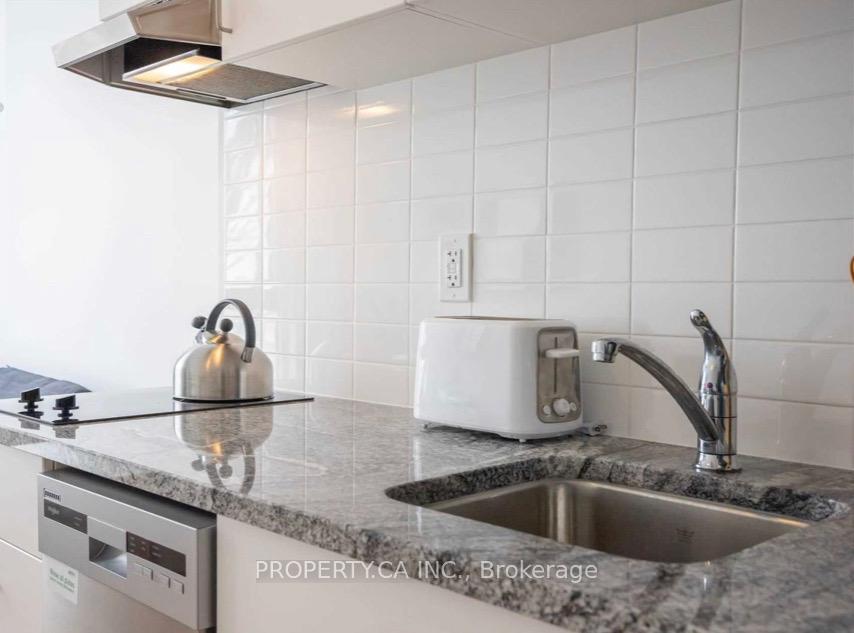 Photo 4 of Unit 304, 1800 Simcoe Street, Oshawa, Samac — HOMEH