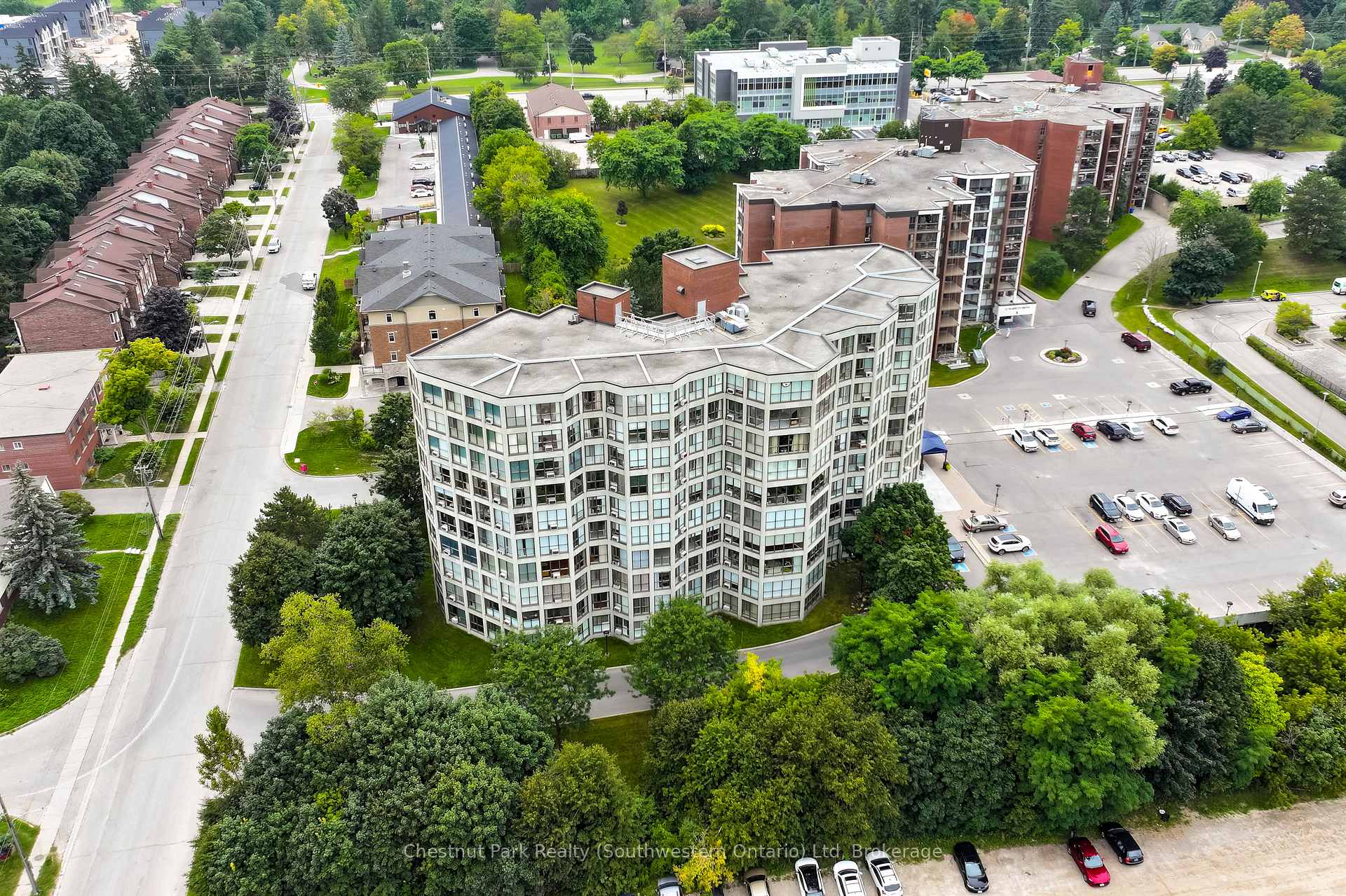 Photo 53 of Unit 404, 24 Marilyn Drive, Guelph, Riverside Park — HOMEH