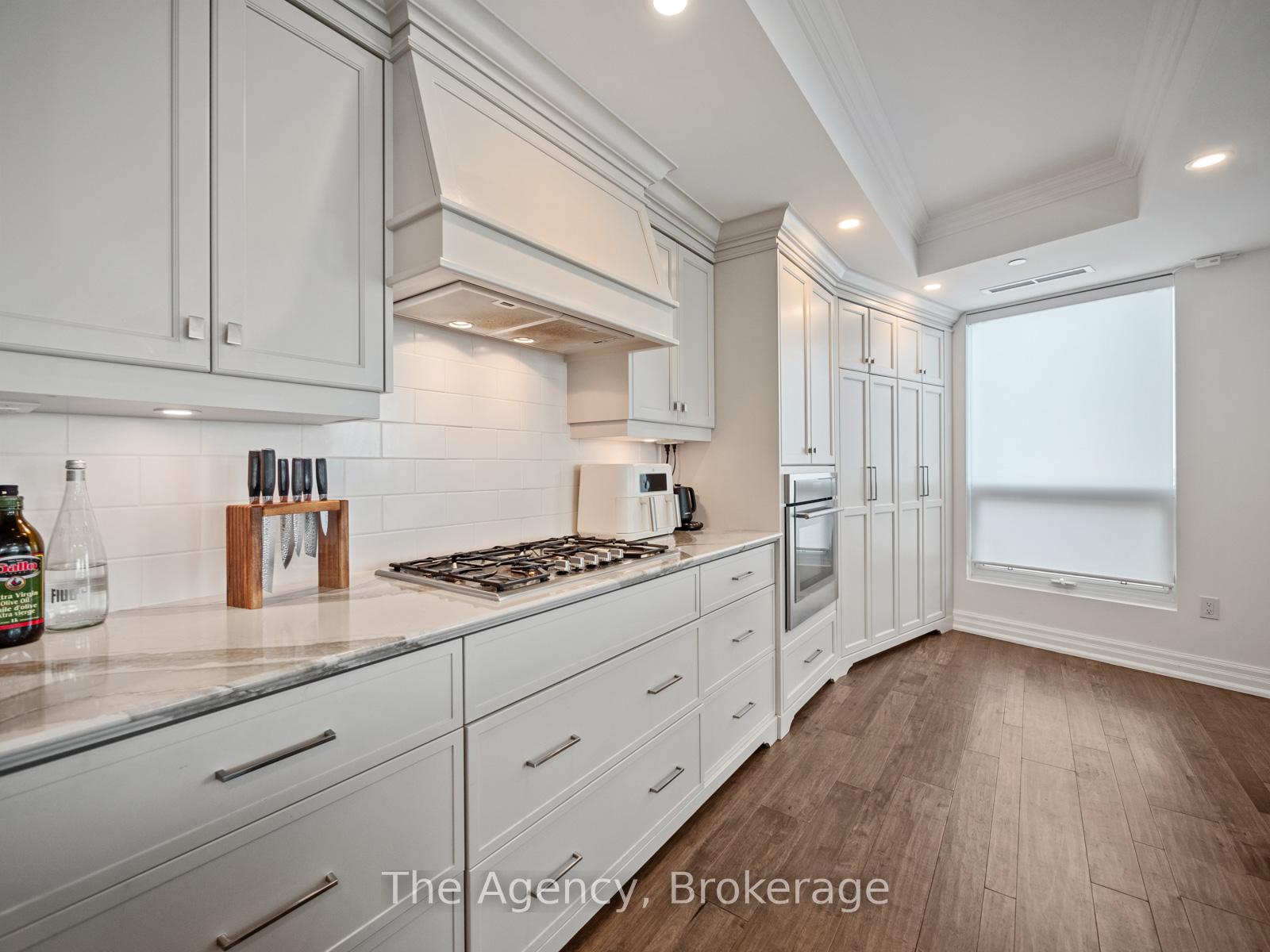Photo 8 of Unit 1504, 2060 Lakeshore Road, Burlington, Brant — HOMEH