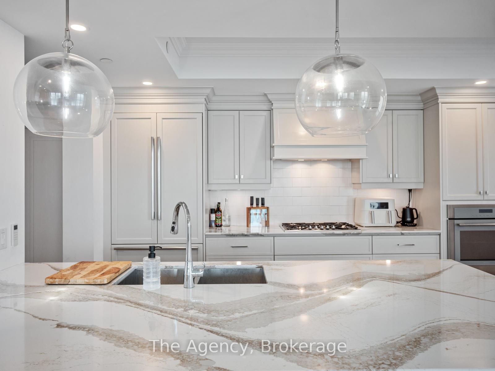 Photo 11 of Unit 1504, 2060 Lakeshore Road, Burlington, Brant — HOMEH