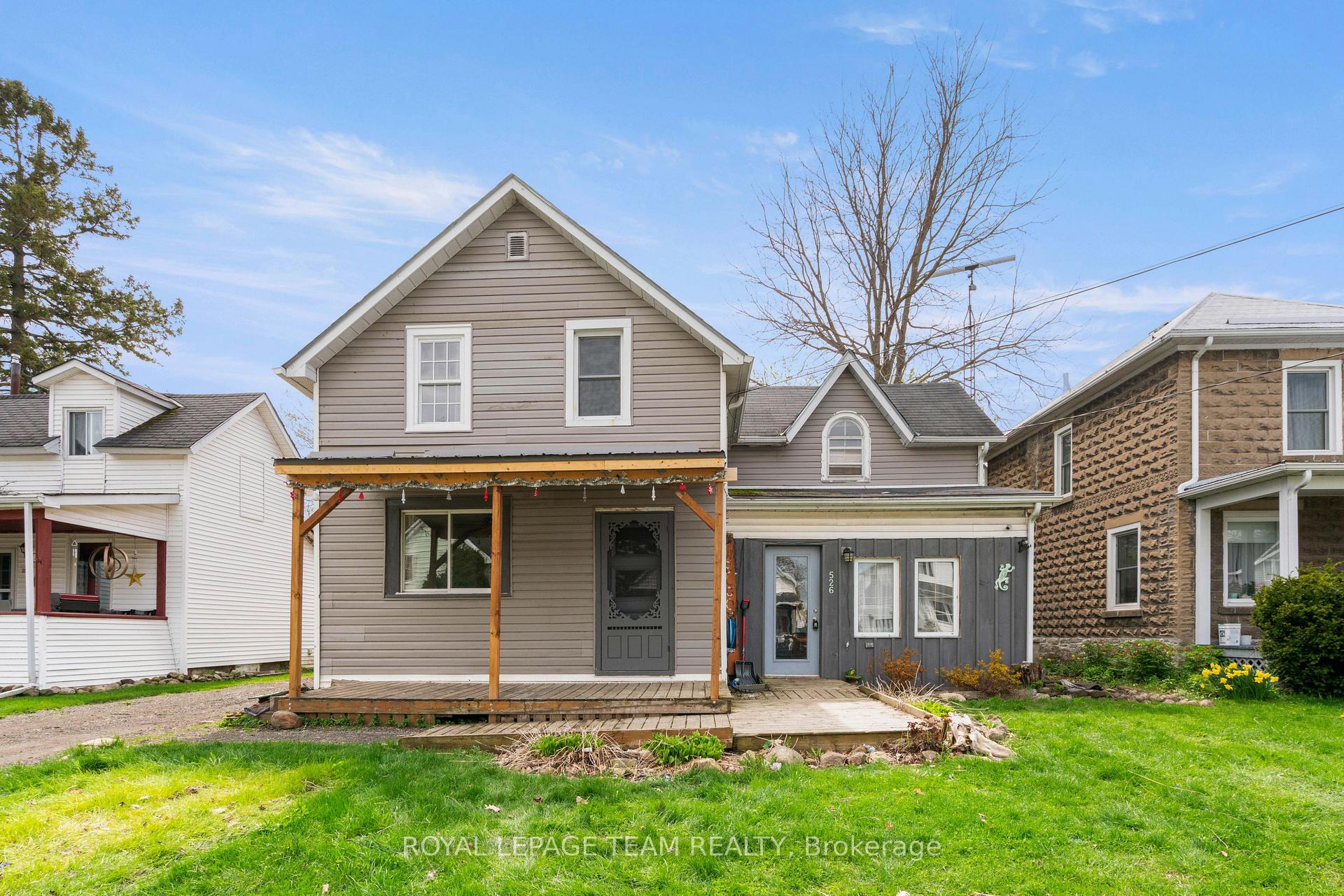 Photo 1 of 526 Middle Street, Edwardsburgh/Cardinal, Town of Cardinal — HOMEH