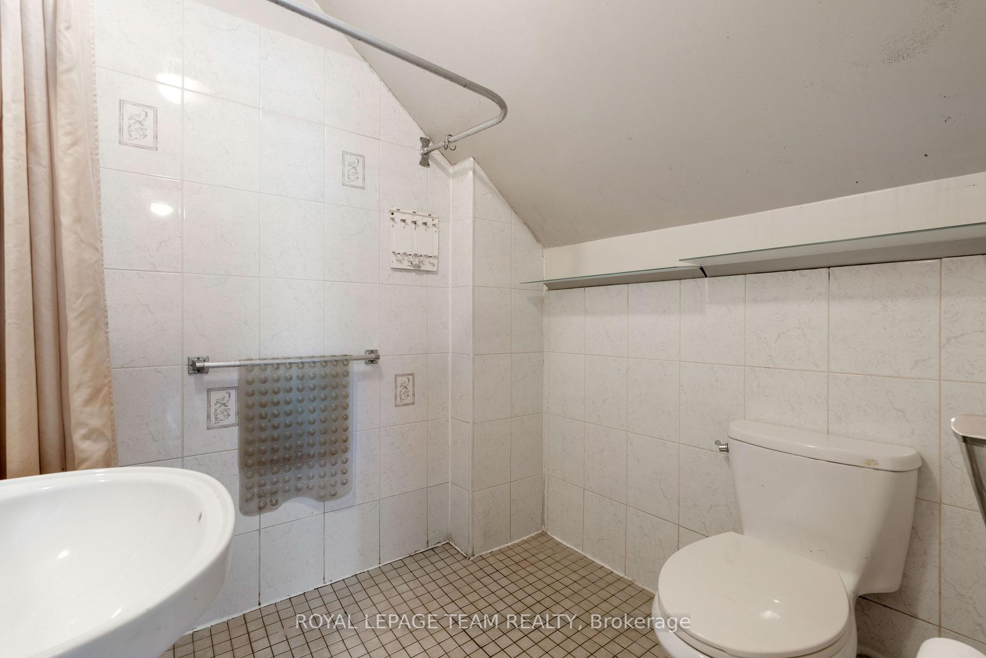 Photo 10 of 526 Middle Street, Edwardsburgh/Cardinal, Town of Cardinal — HOMEH
