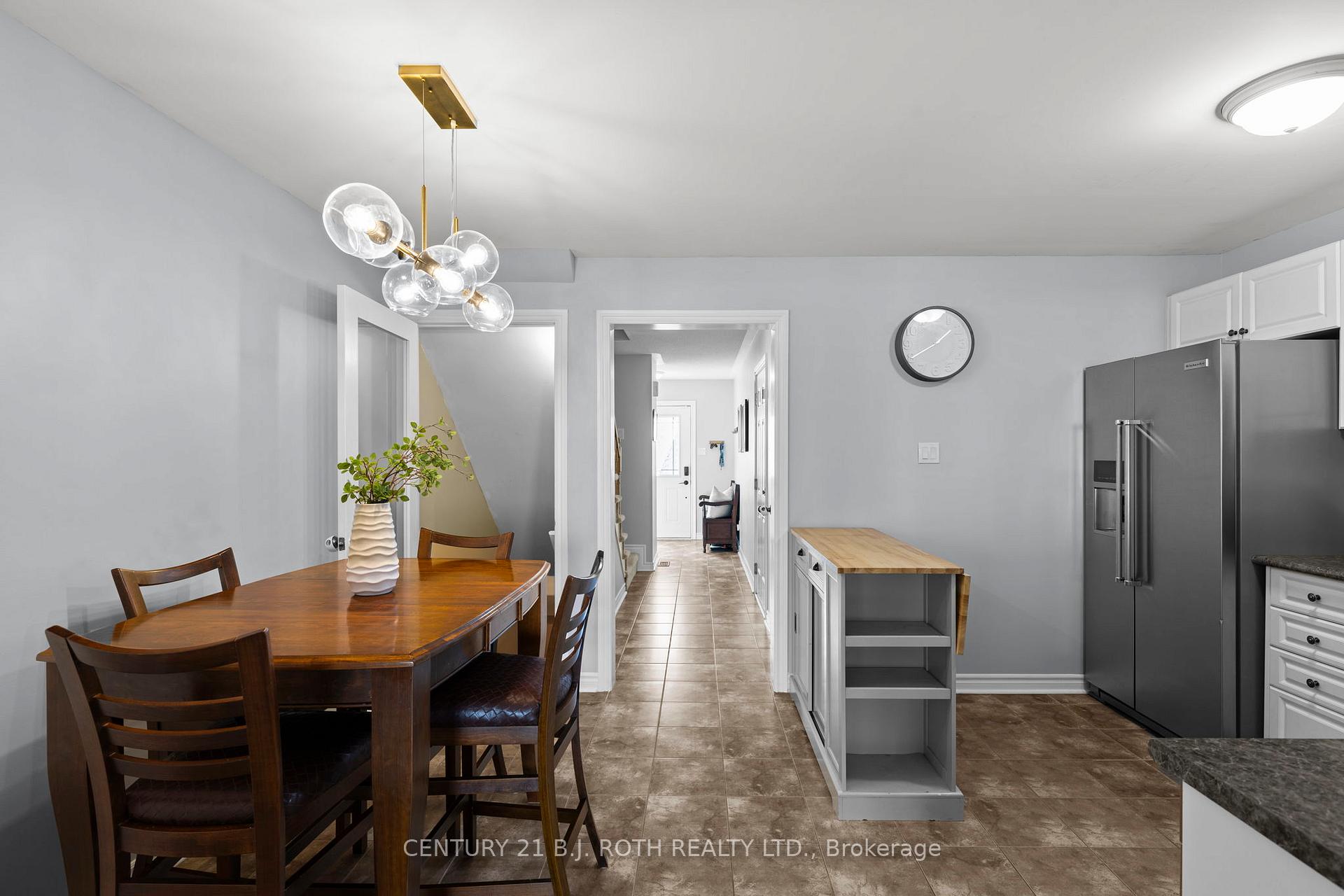 Photo 11 of 181 Banting Crescent, Essa, Angus — HOMEH