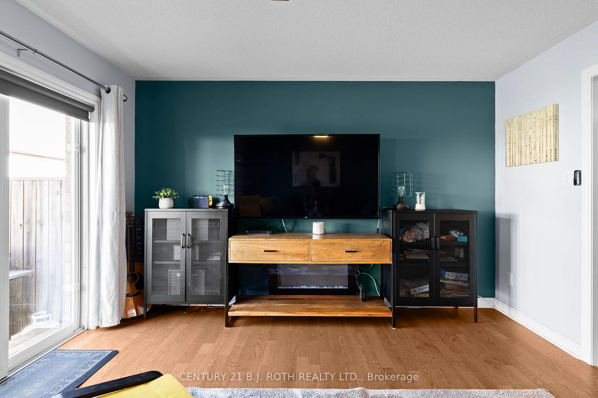 Photo 15 of 181 Banting Crescent, Essa, Angus — HOMEH