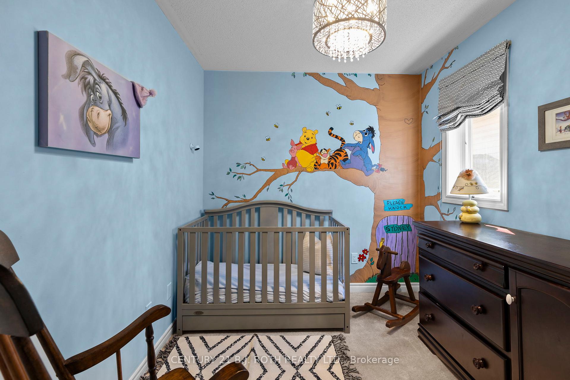 Photo 21 of 181 Banting Crescent, Essa, Angus — HOMEH