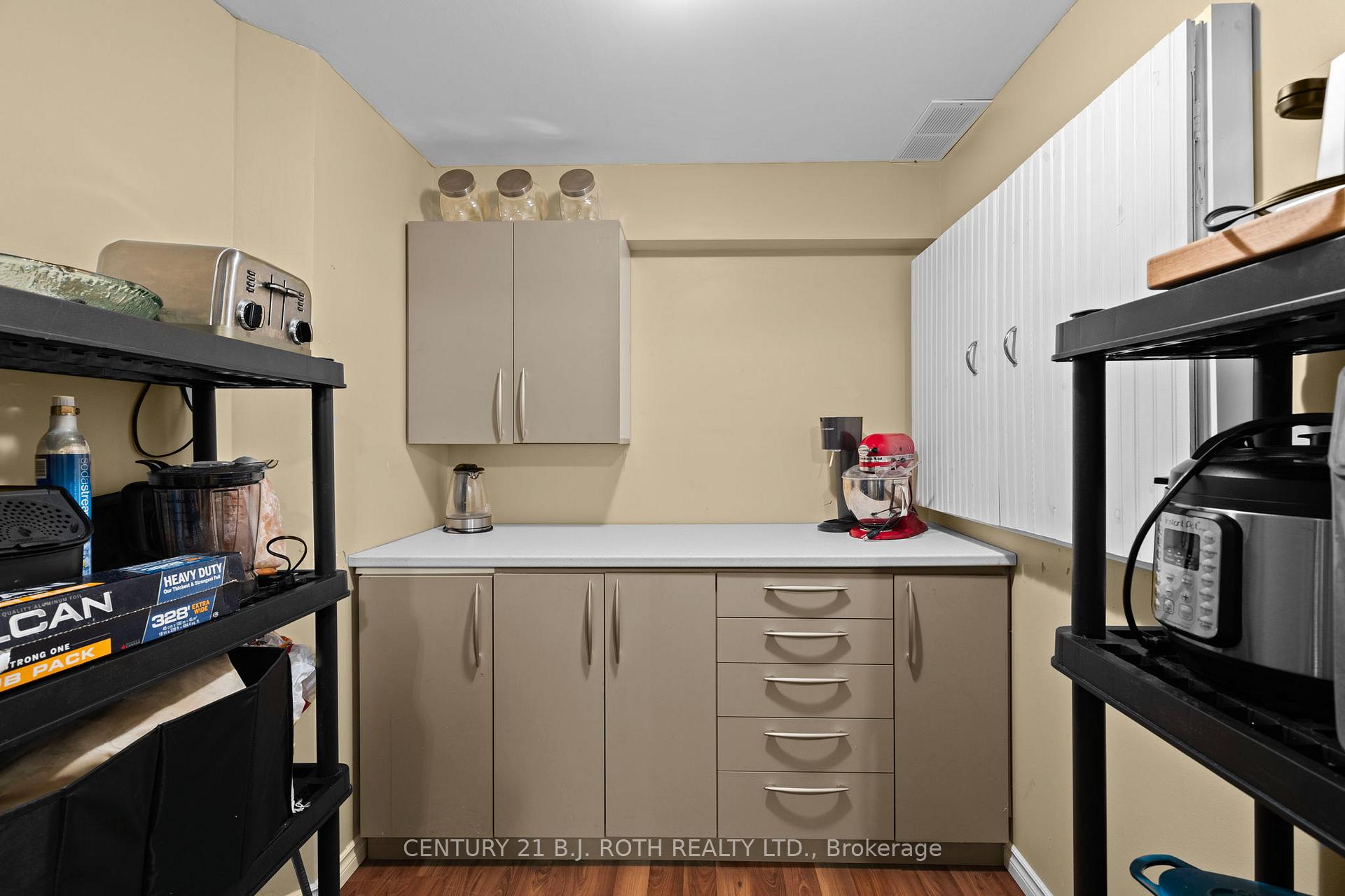 Photo 25 of 181 Banting Crescent, Essa, Angus — HOMEH