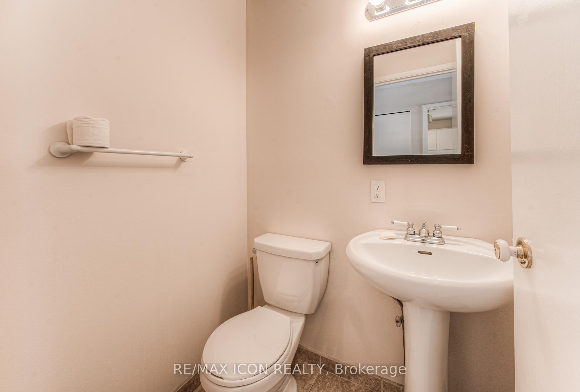 Photo 29 of Unit 5, 100 Mcdougall Road, Waterloo — HOMEH