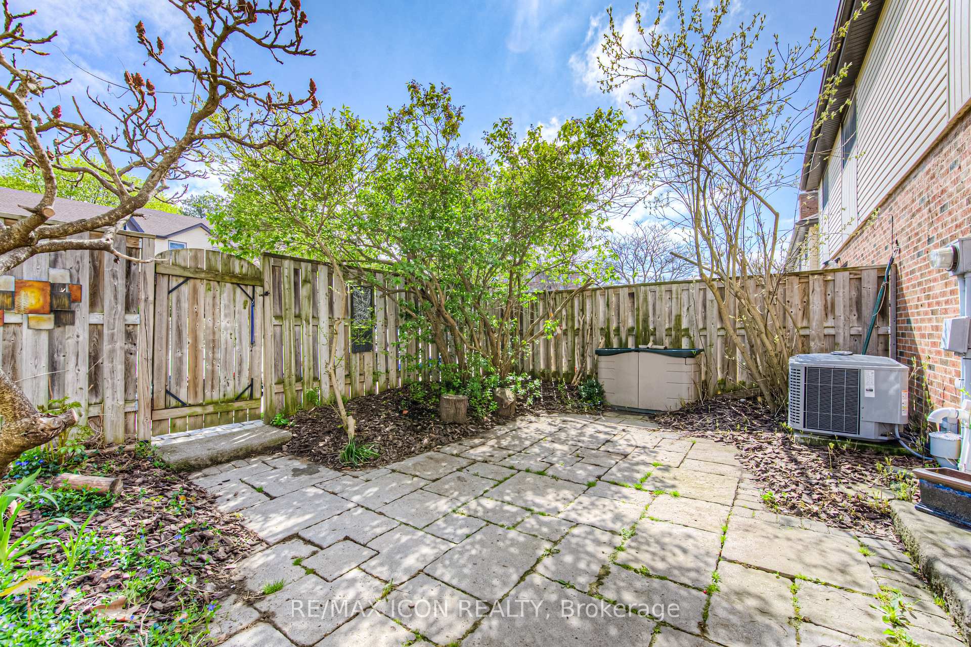 Photo 94 of Unit 5, 100 Mcdougall Road, Waterloo — HOMEH
