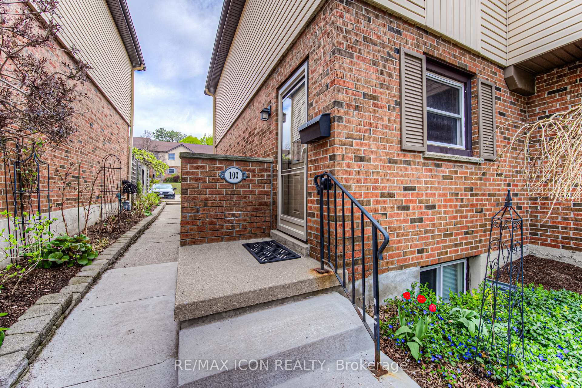 Photo 7 of Unit 5, 100 Mcdougall Road, Waterloo — HOMEH