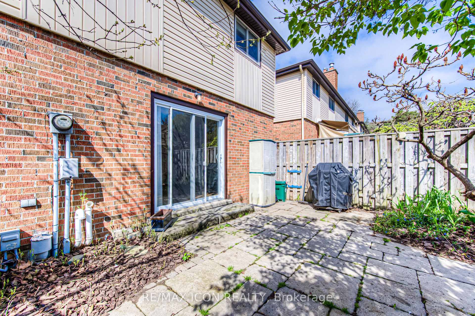 Photo 86 of Unit 5, 100 Mcdougall Road, Waterloo — HOMEH