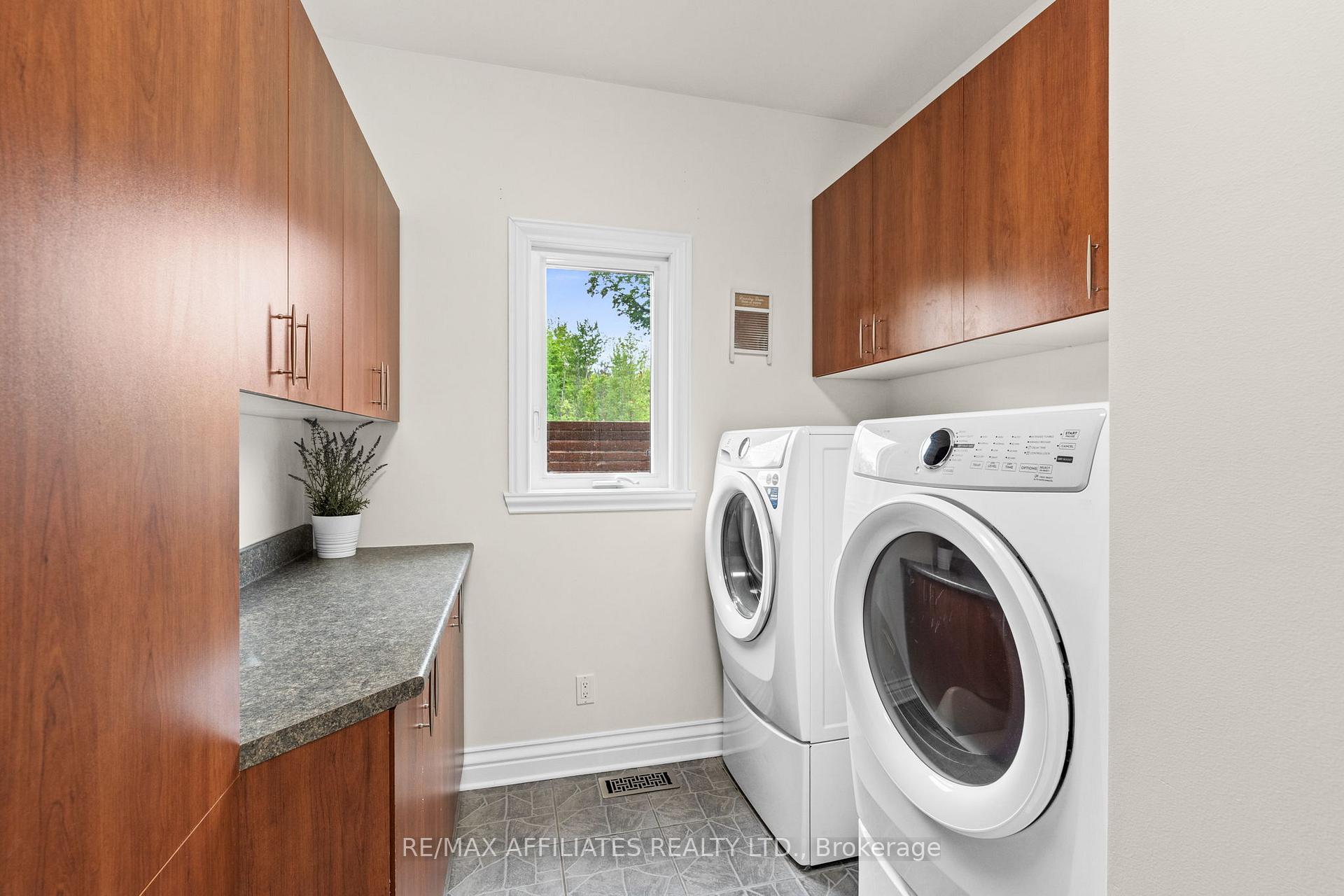 Photo 28 of 621 Du Bercail Street, Champlain, L'Orignal — HOMEH