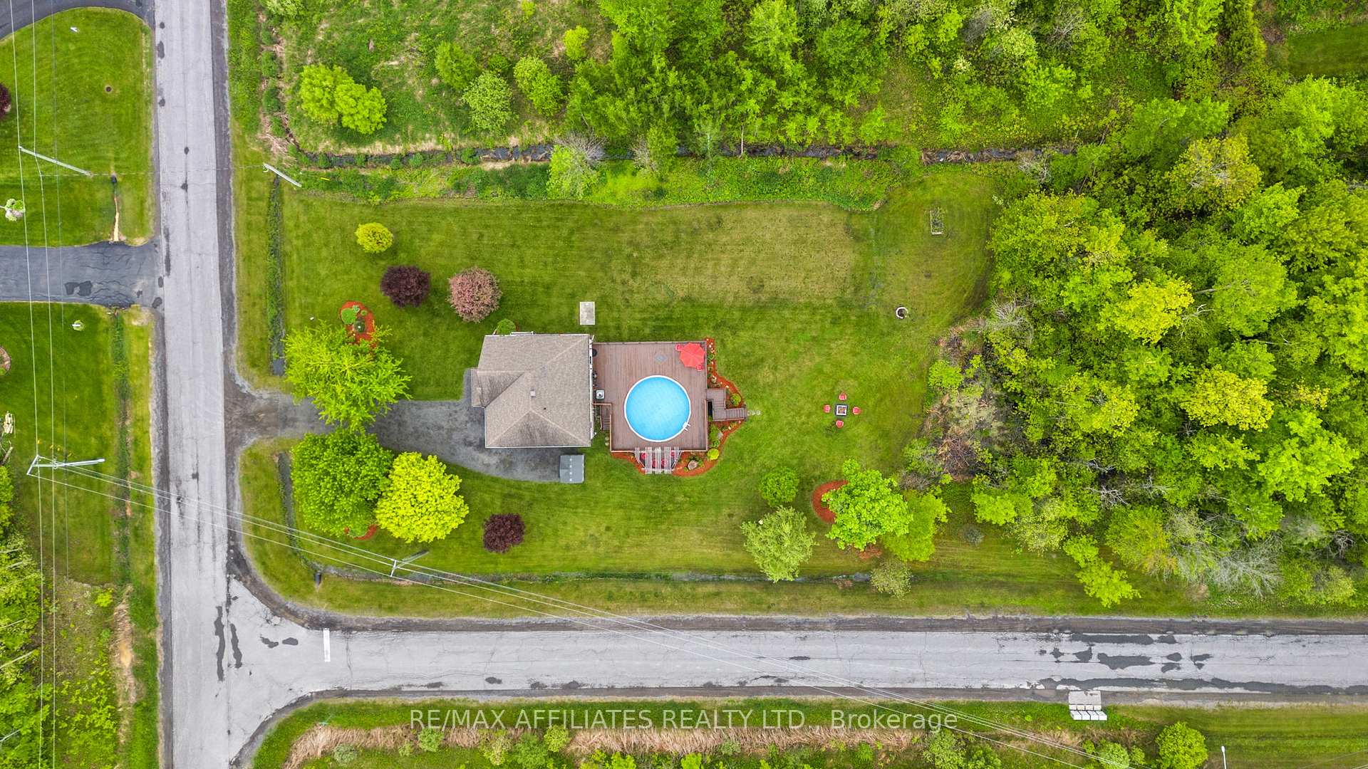 Photo 44 of 621 Du Bercail Street, Champlain, L'Orignal — HOMEH