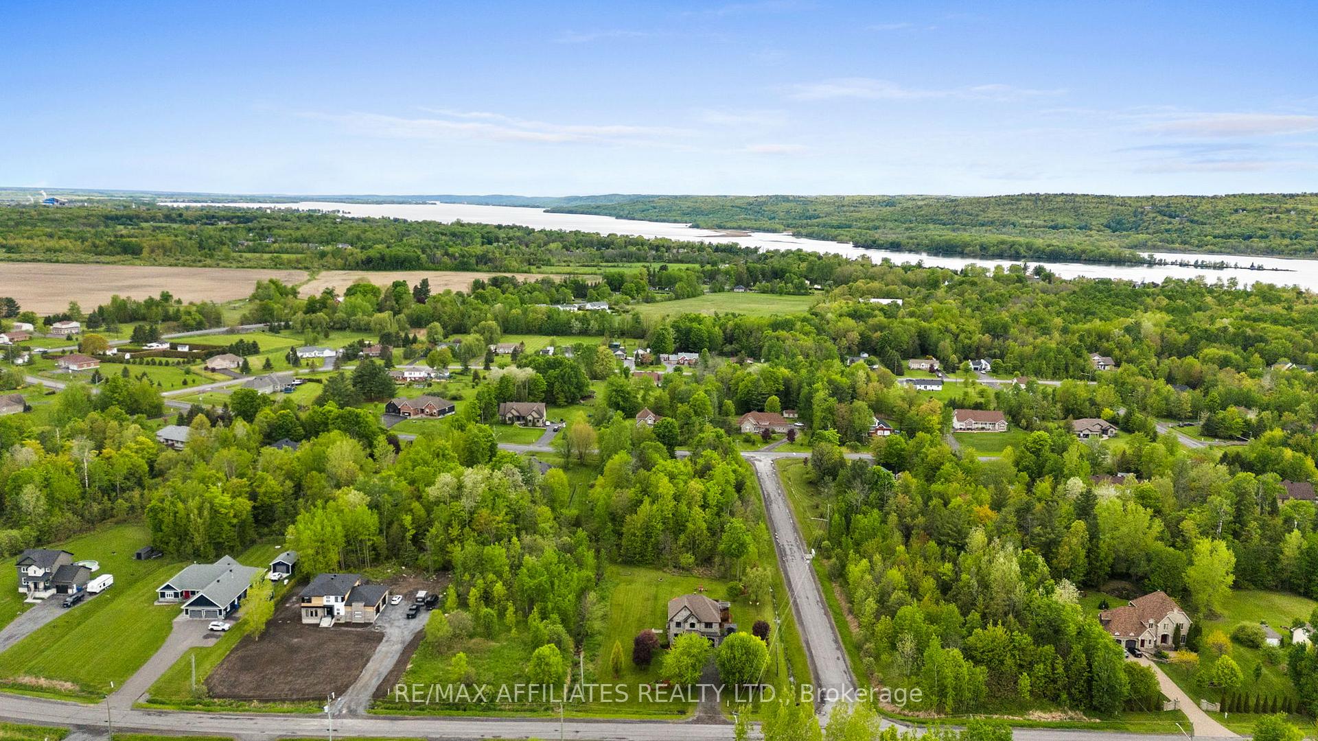 Photo 49 of 621 Du Bercail Street, Champlain, L'Orignal — HOMEH