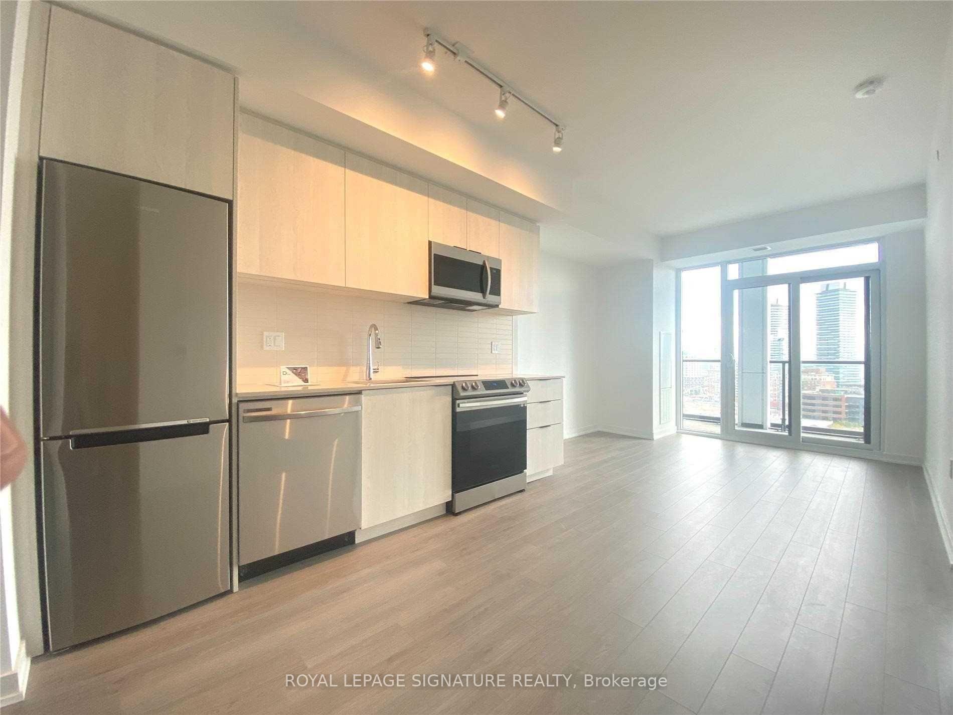 Front of Unit 1009, 50 Power Street