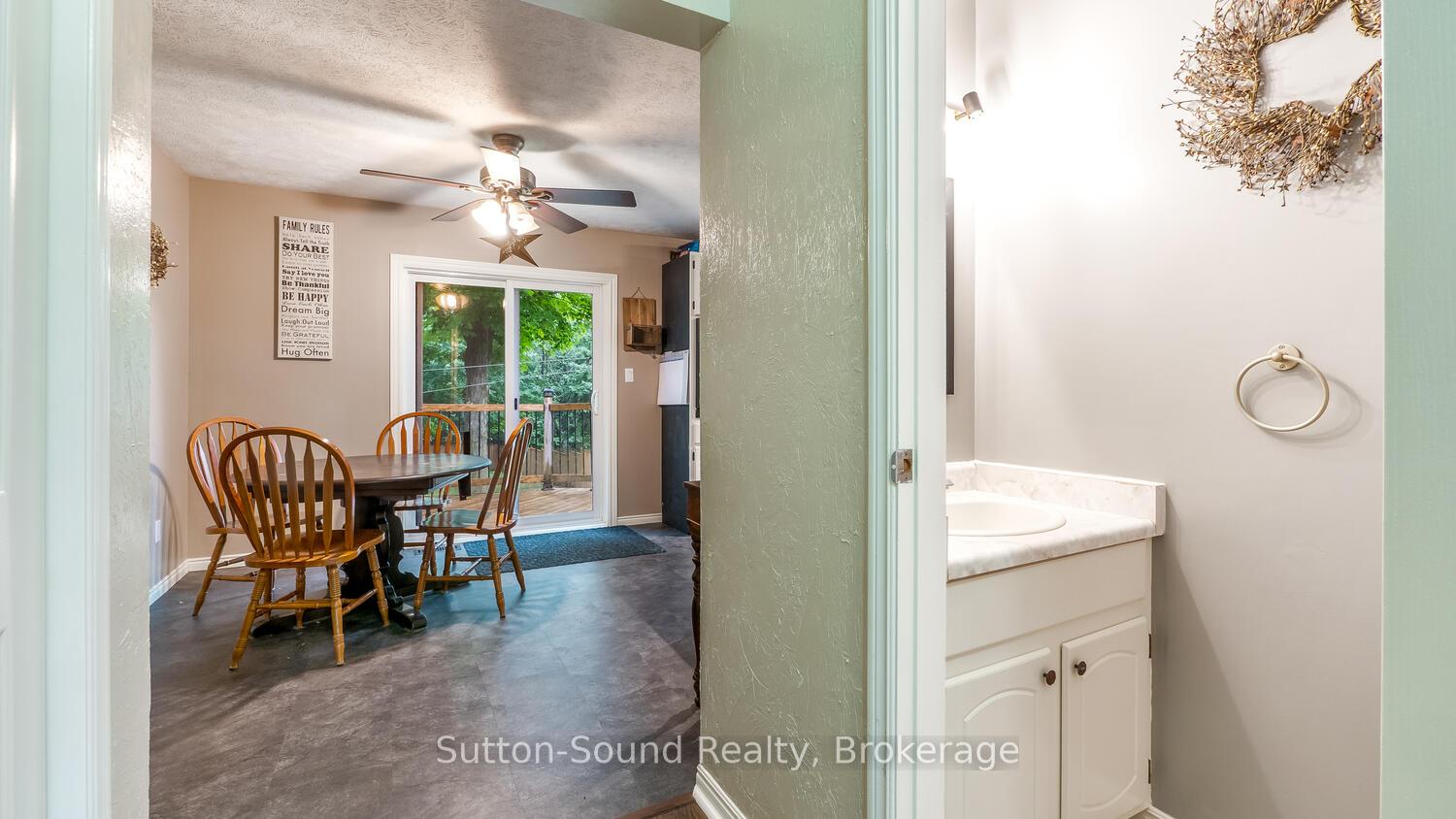 Photo 11 of 105 Boundary Road, Chatsworth — HOMEH