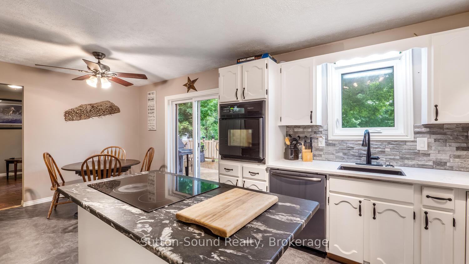 Photo 14 of 105 Boundary Road, Chatsworth — HOMEH