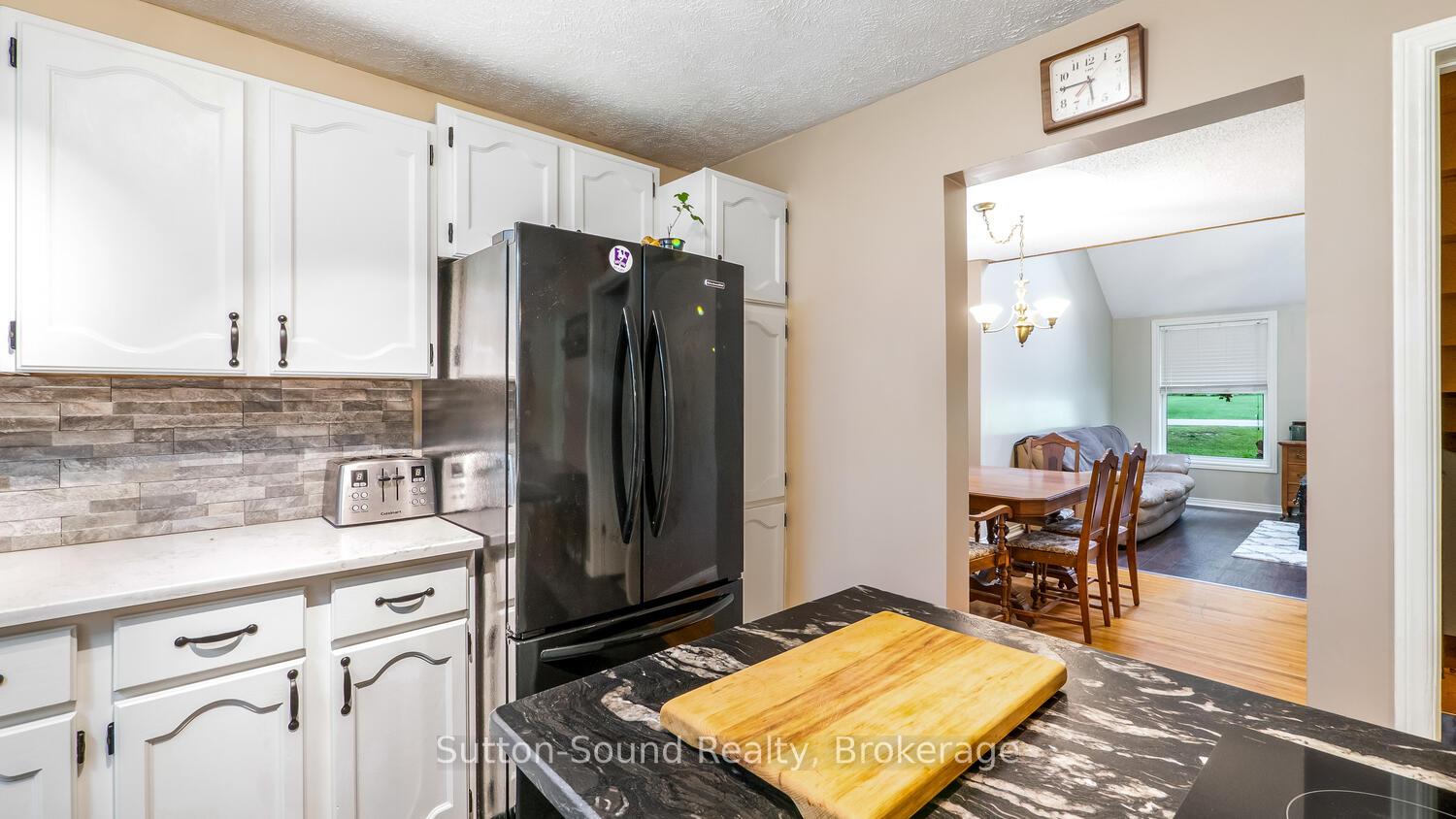Photo 16 of 105 Boundary Road, Chatsworth — HOMEH