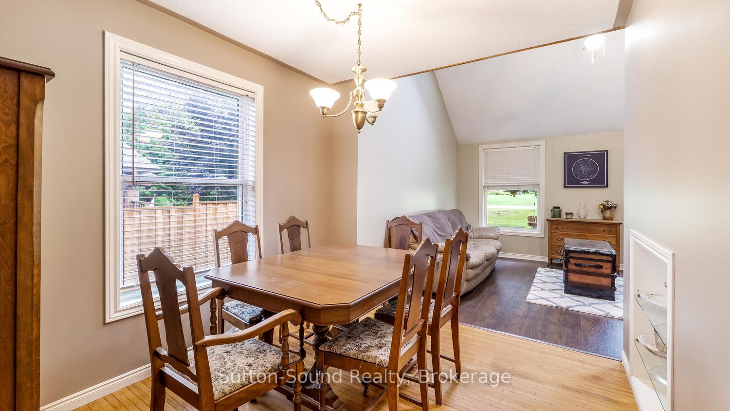 Photo 17 of 105 Boundary Road, Chatsworth — HOMEH