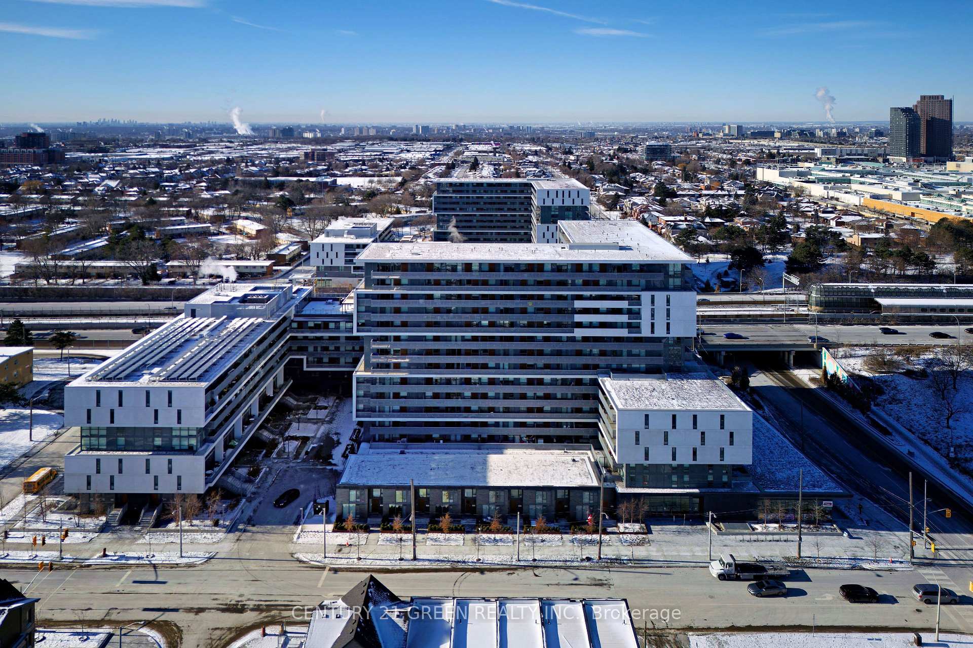 Photo 1 of Unit 403, 120 Varna Drive, Toronto, Englemount-Lawrence — HOMEH