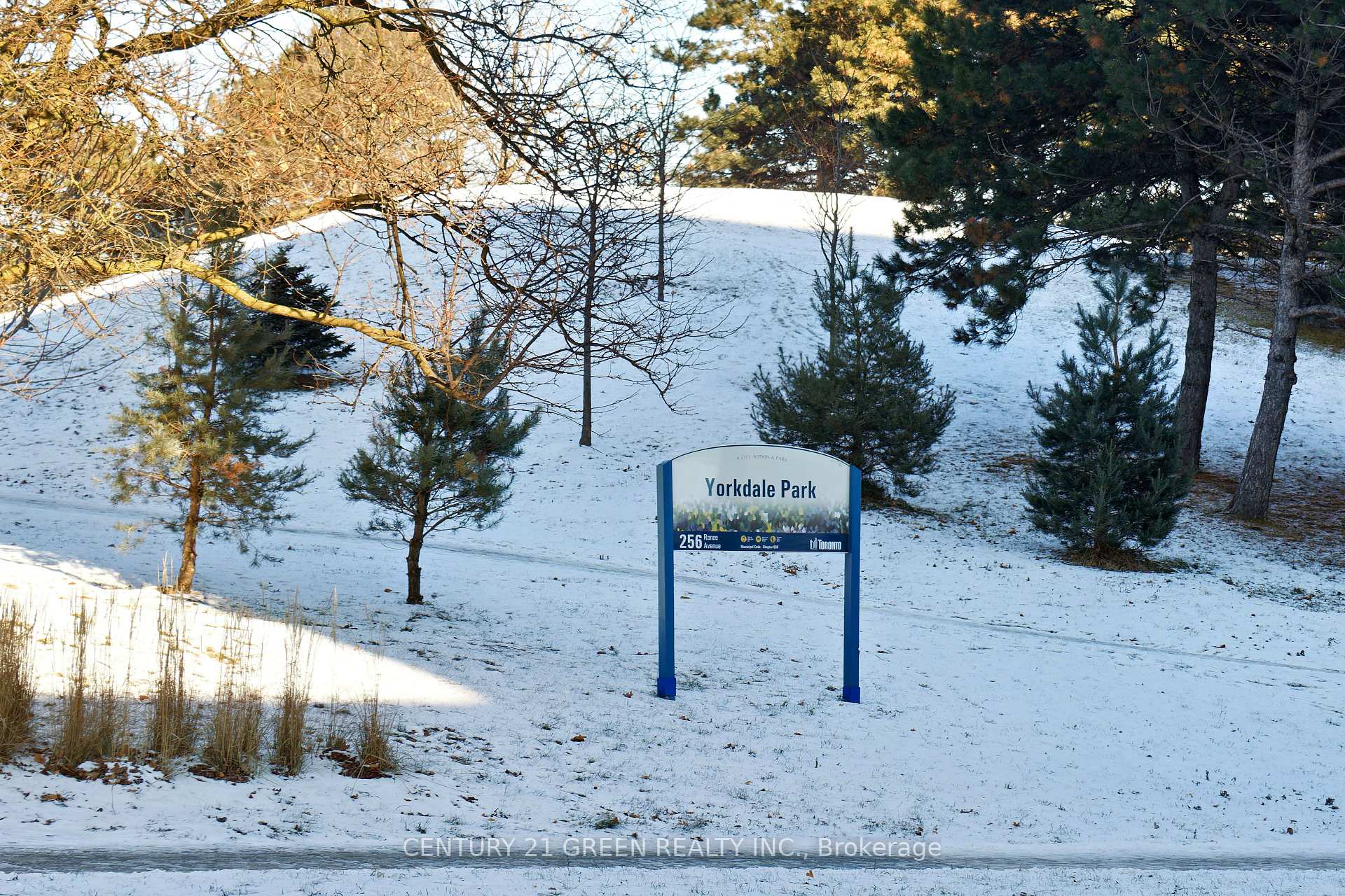 Photo 32 of Unit 403, 120 Varna Drive, Toronto, Englemount-Lawrence — HOMEH