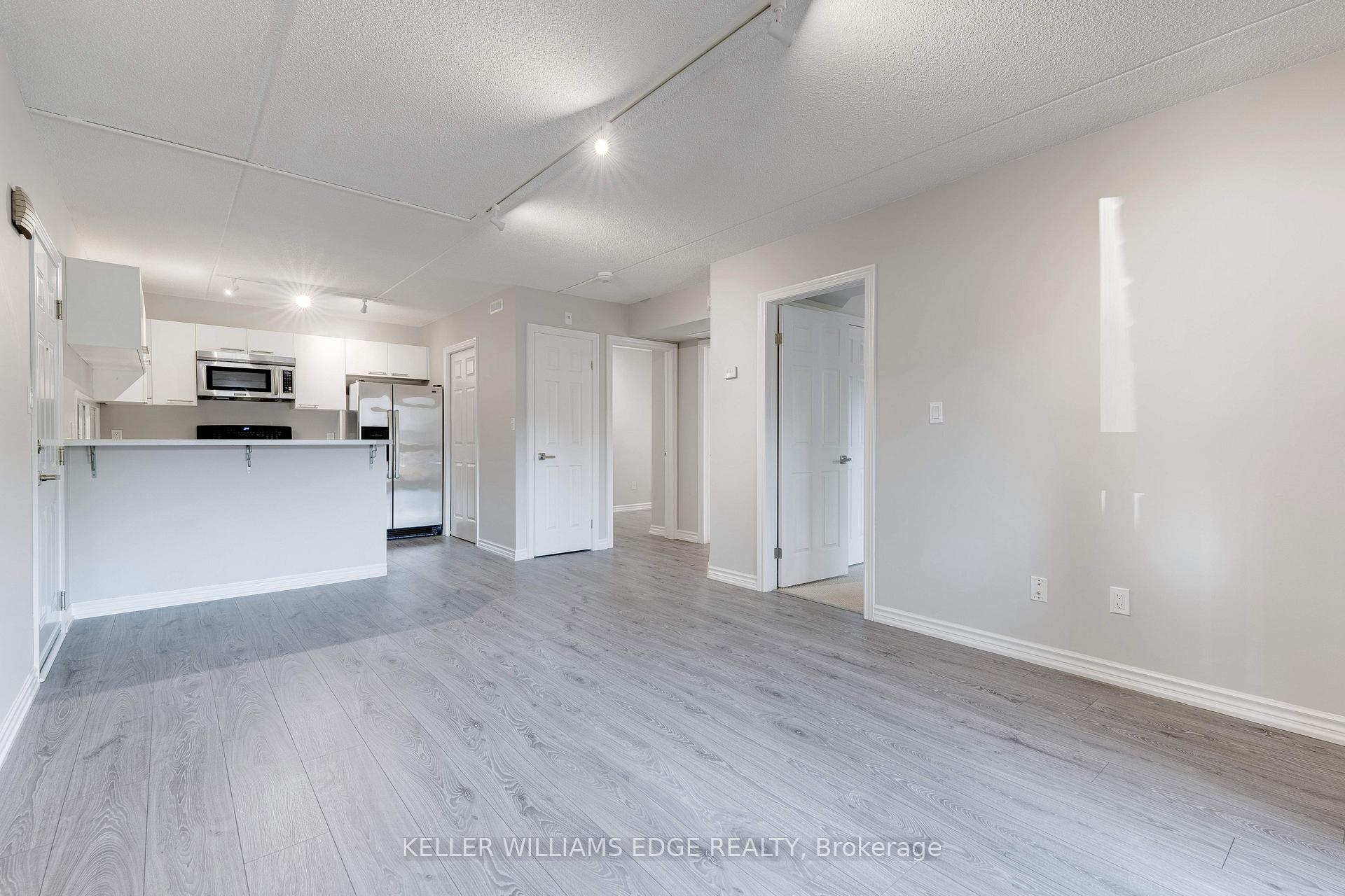 Photo 13 of Unit 104, 2040 Cleaver Avenue, Burlington, Headon — HOMEH