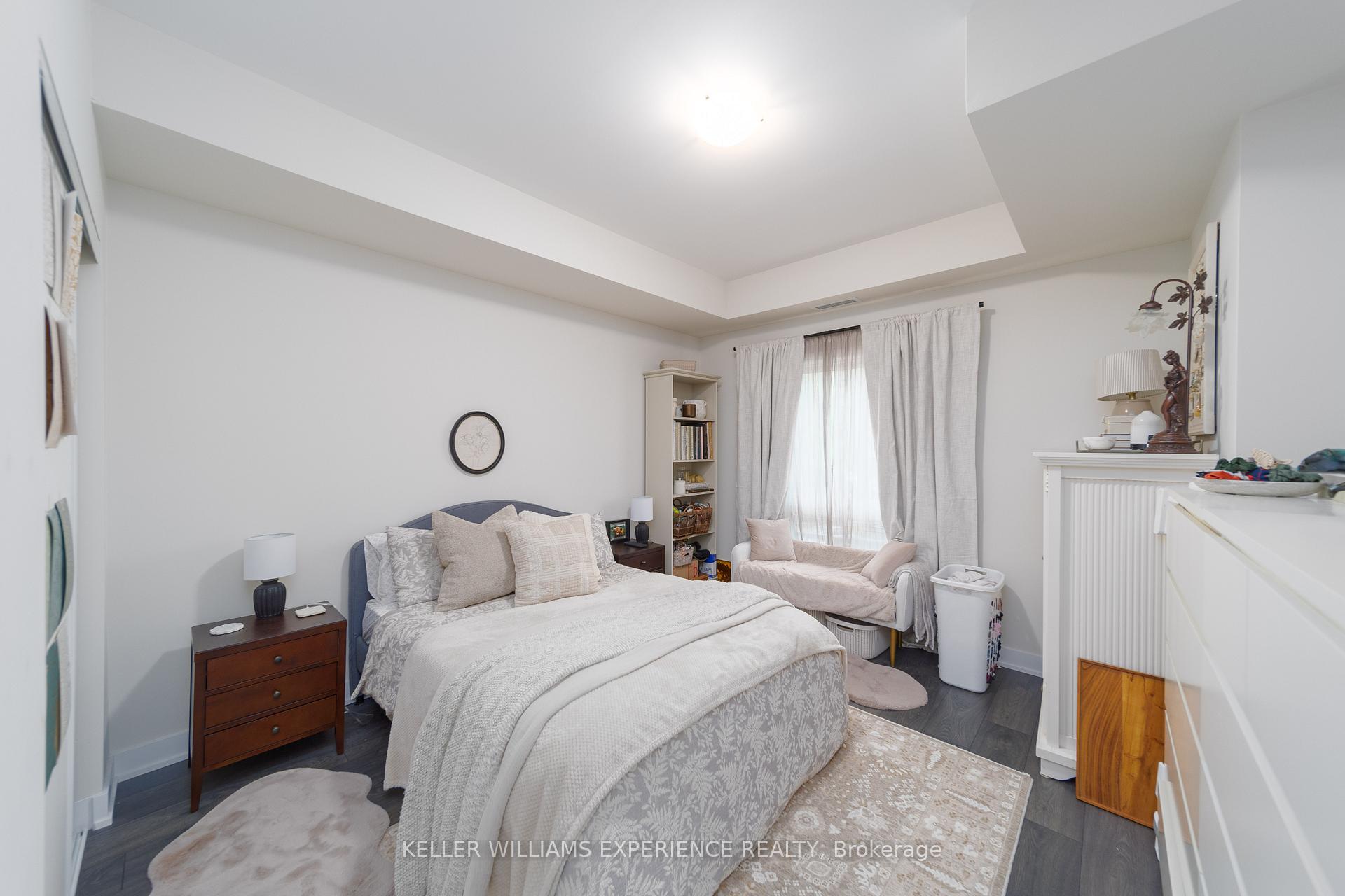 Photo 33 of Unit 103, 8 Culinary Lane, Barrie, Painswick South — HOMEH