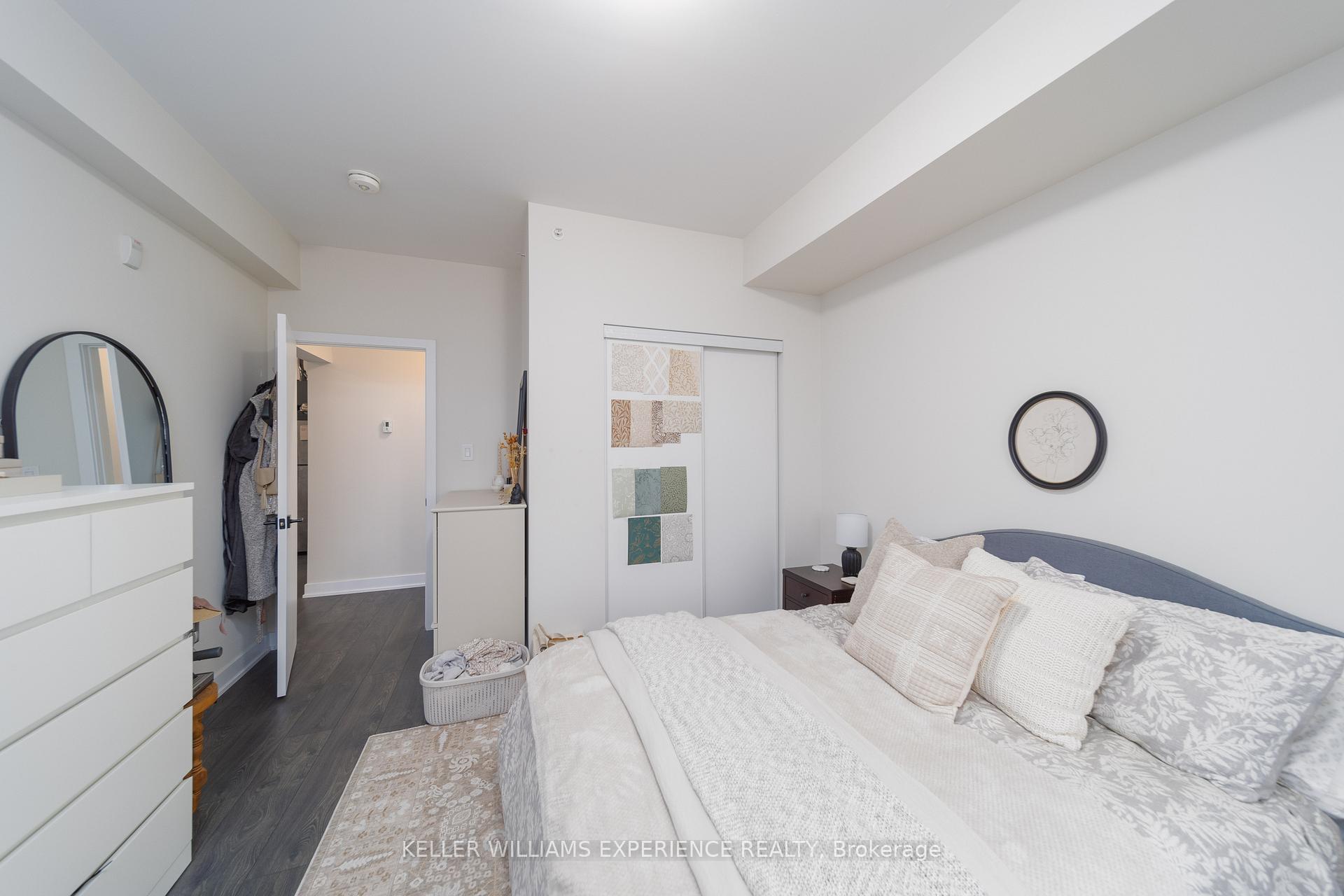 Photo 34 of Unit 103, 8 Culinary Lane, Barrie, Painswick South — HOMEH