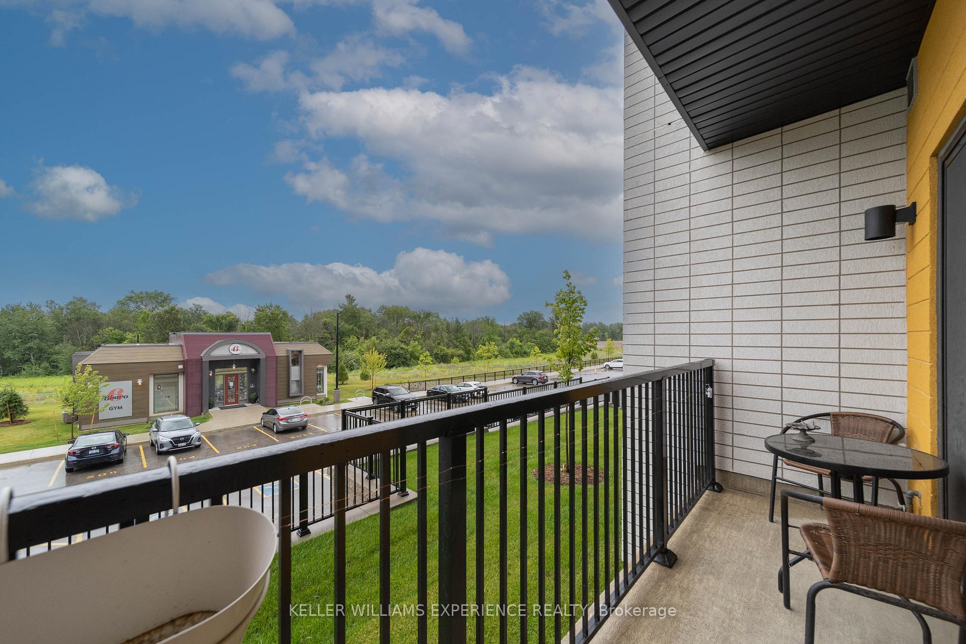 Photo 52 of Unit 103, 8 Culinary Lane, Barrie, Painswick South — HOMEH