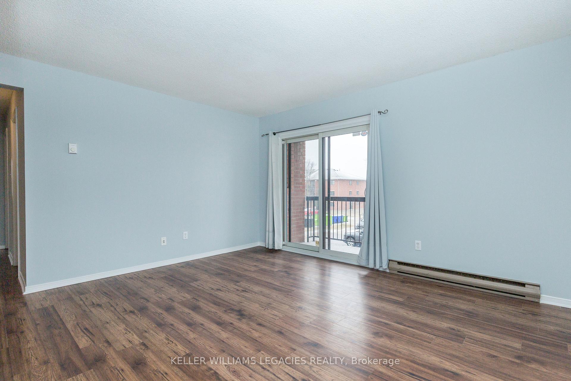 Photo 17 of Unit D6, 163 Edgehill Drive, Barrie, Letitia Heights — HOMEH