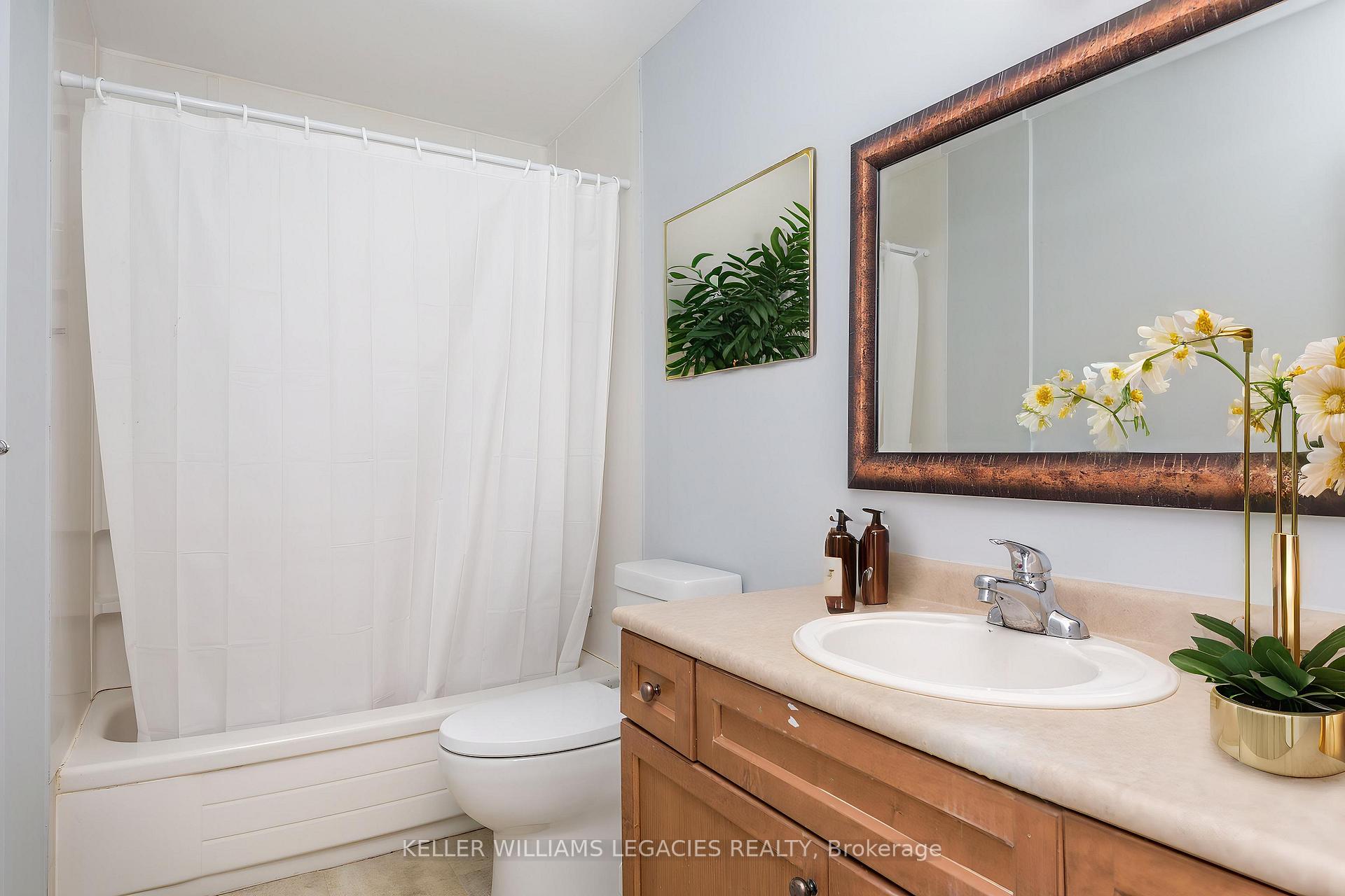 Photo 20 of Unit D6, 163 Edgehill Drive, Barrie, Letitia Heights — HOMEH