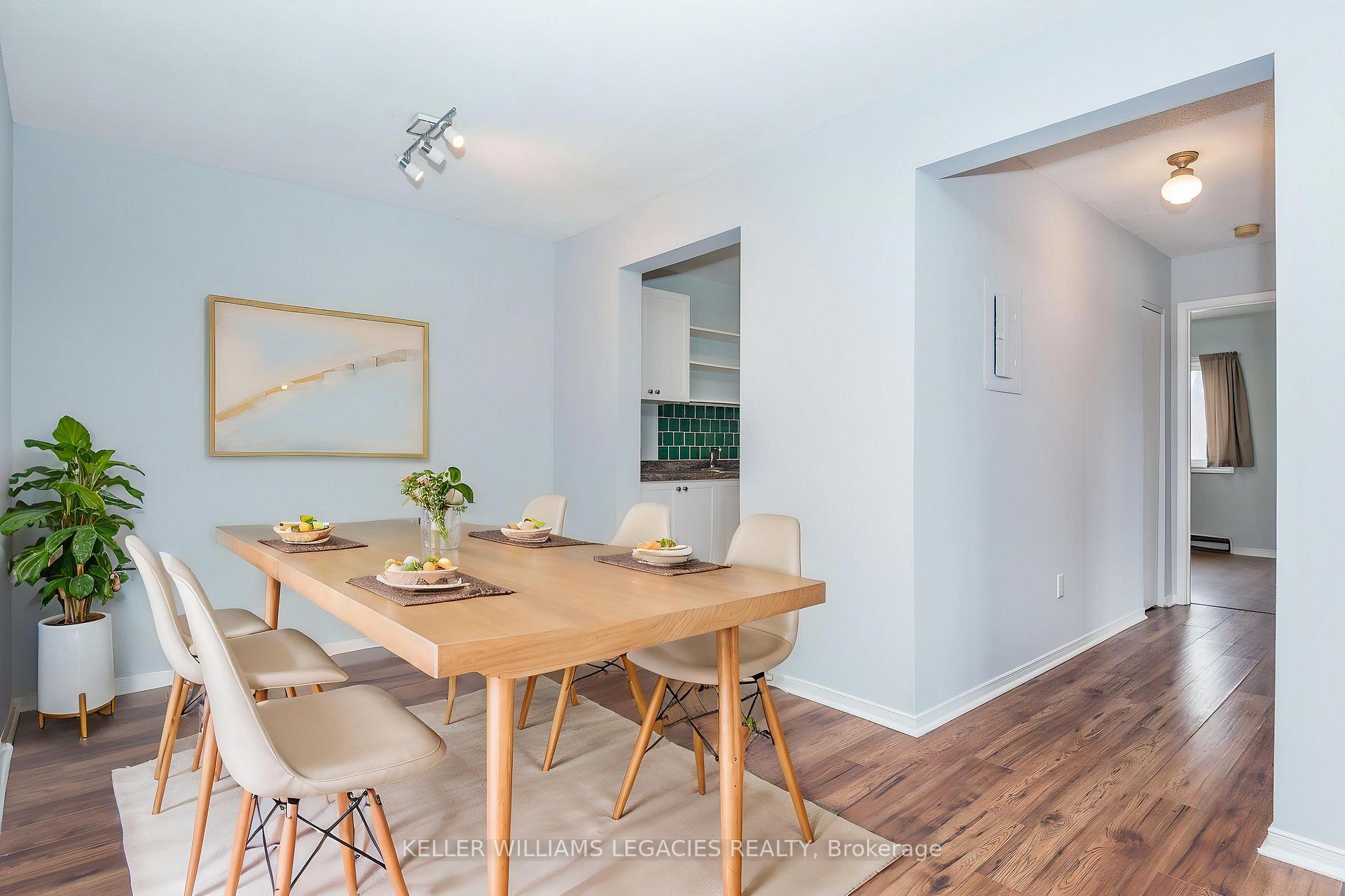 Photo 4 of Unit D6, 163 Edgehill Drive, Barrie, Letitia Heights — HOMEH