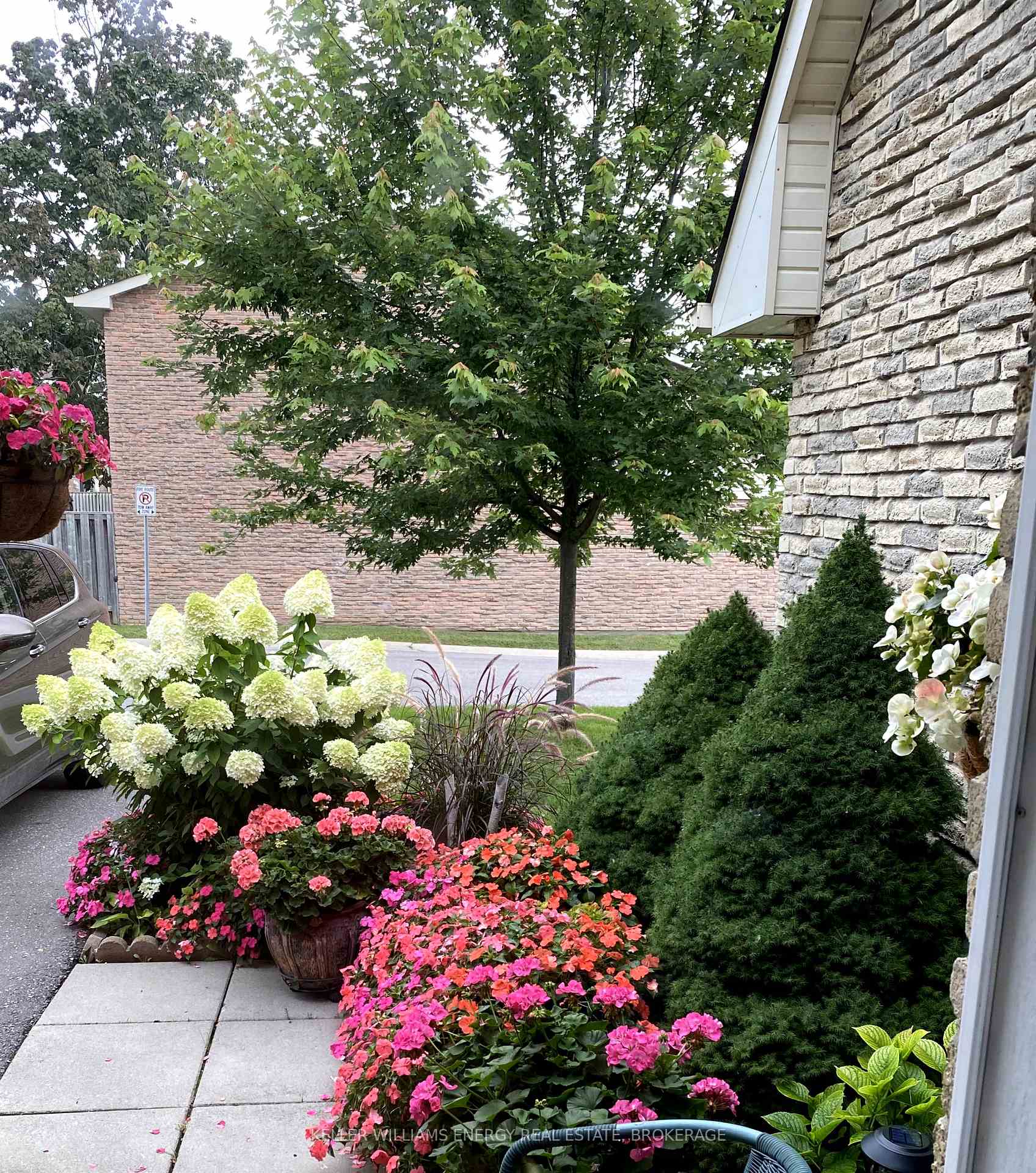 Photo 37 of 9 Robbie Crescent, Ajax, South West — HOMEH
