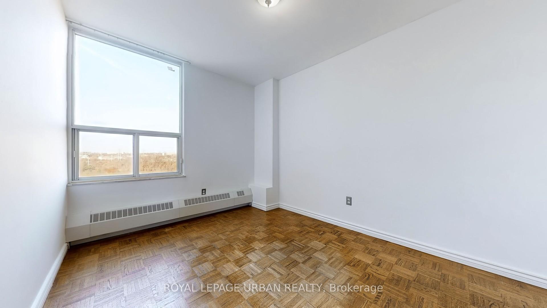 Photo 10 of Unit 1102, 60 Pavane Linkway Way, Toronto, Flemingdon Park — HOMEH