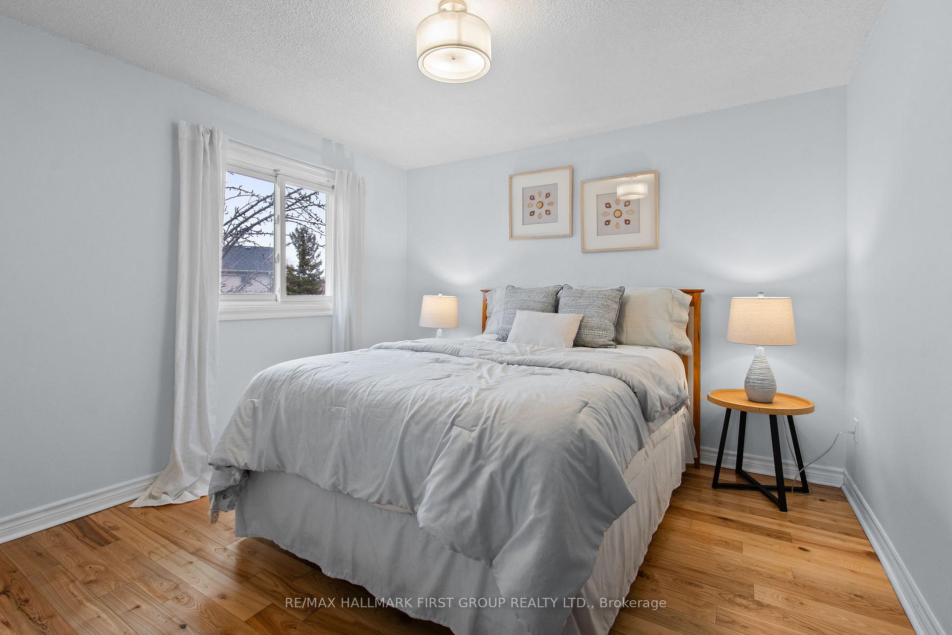 Photo 16 of 14 Field Crescent, Ajax, Central East — HOMEH