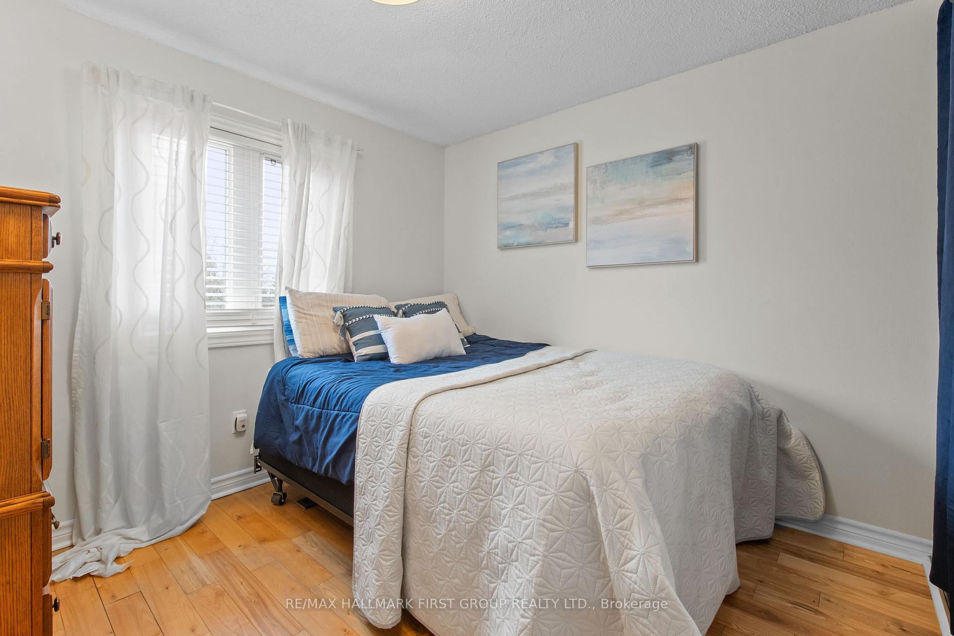 Photo 20 of 14 Field Crescent, Ajax, Central East — HOMEH