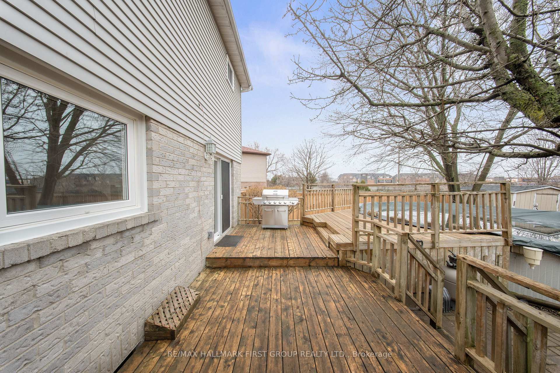 Photo 28 of 14 Field Crescent, Ajax, Central East — HOMEH