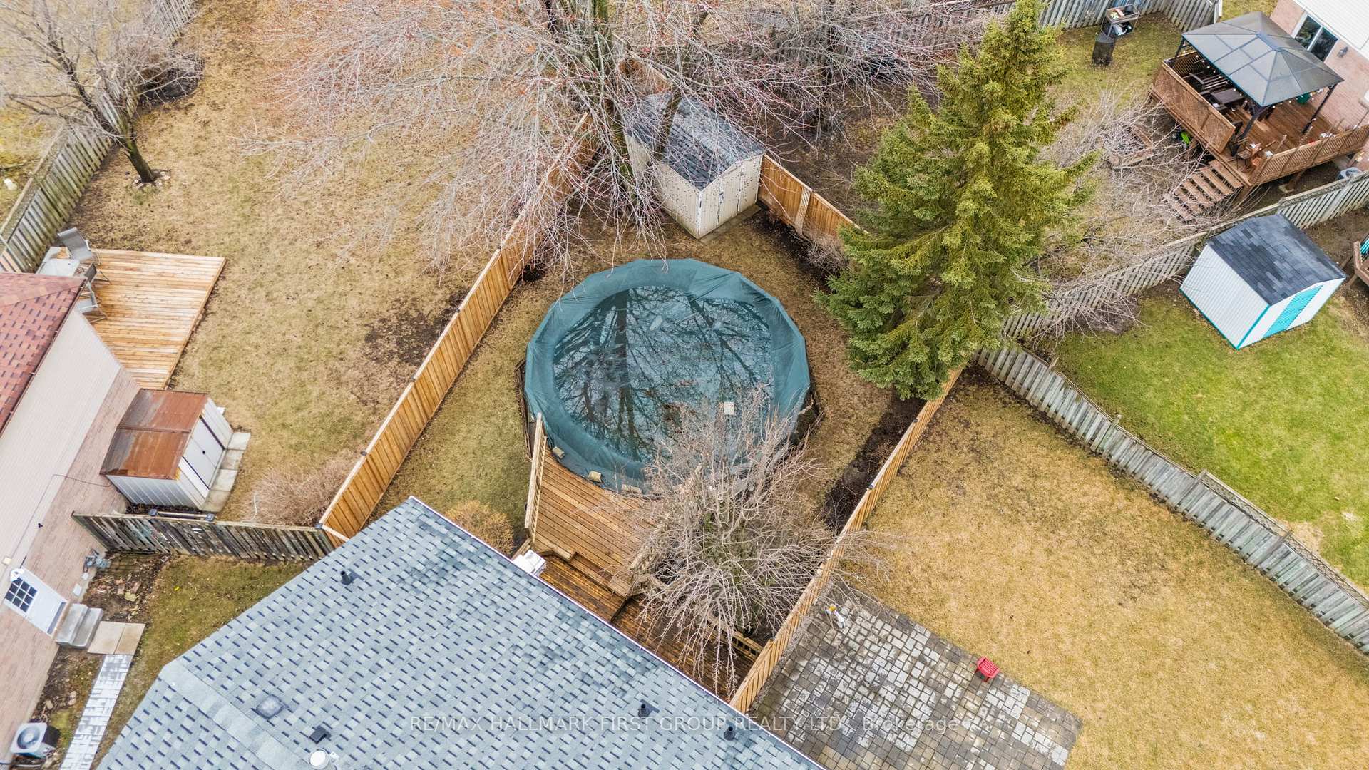 Photo 31 of 14 Field Crescent, Ajax, Central East — HOMEH