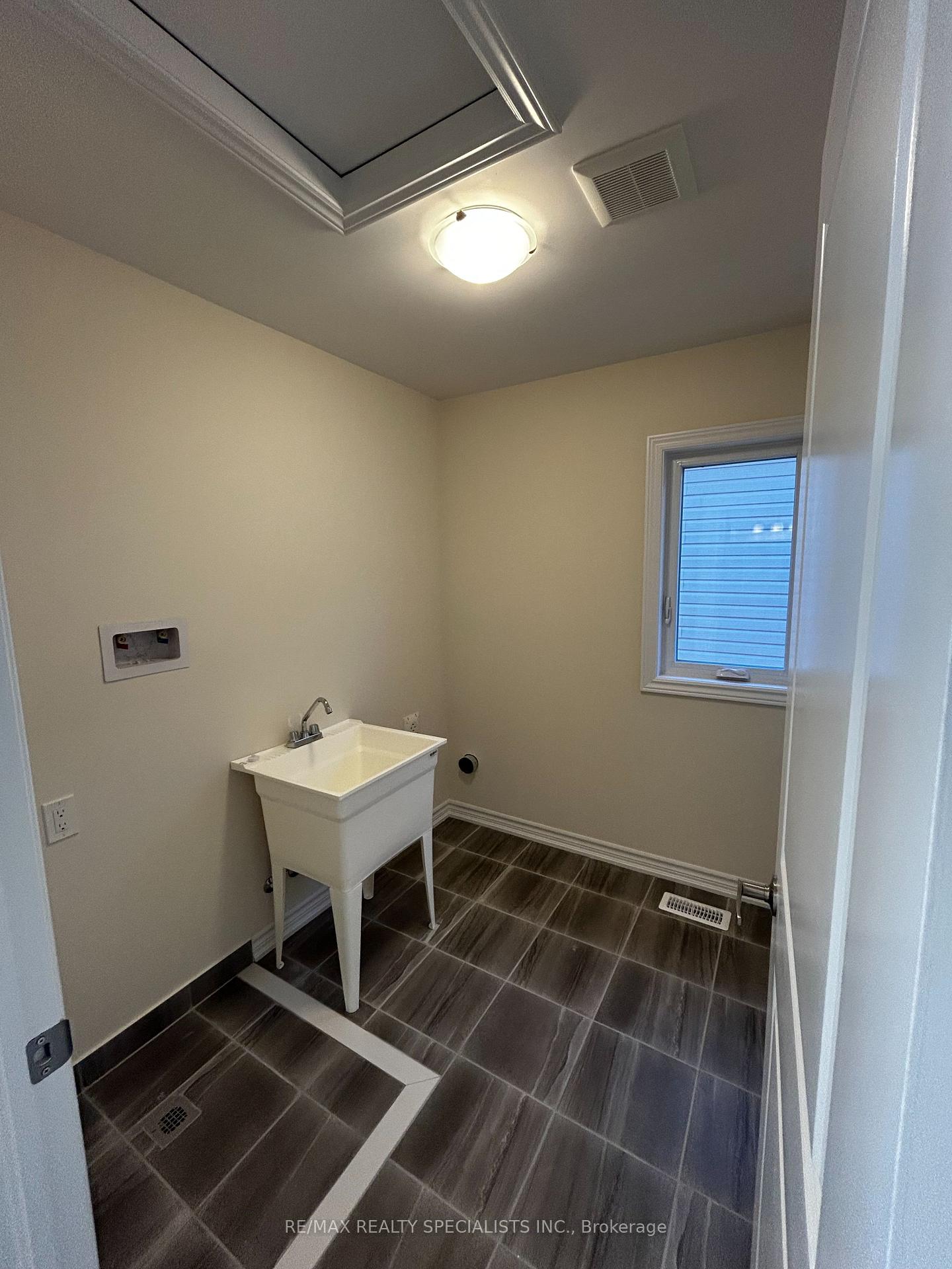 Photo 26 of 136 Sanders Road, Erin — HOMEH