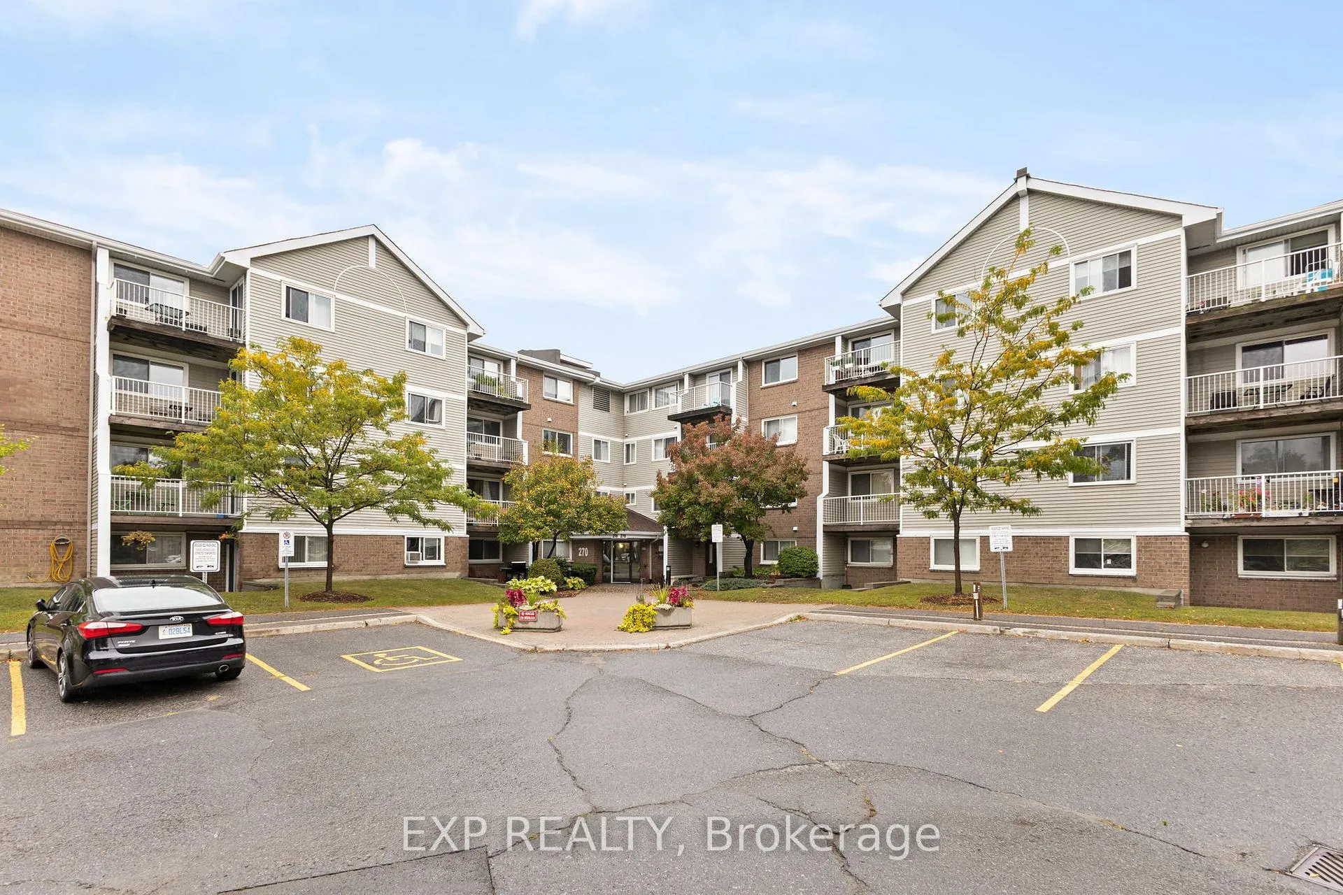 Front of Unit 304, 270 Brittany Drive