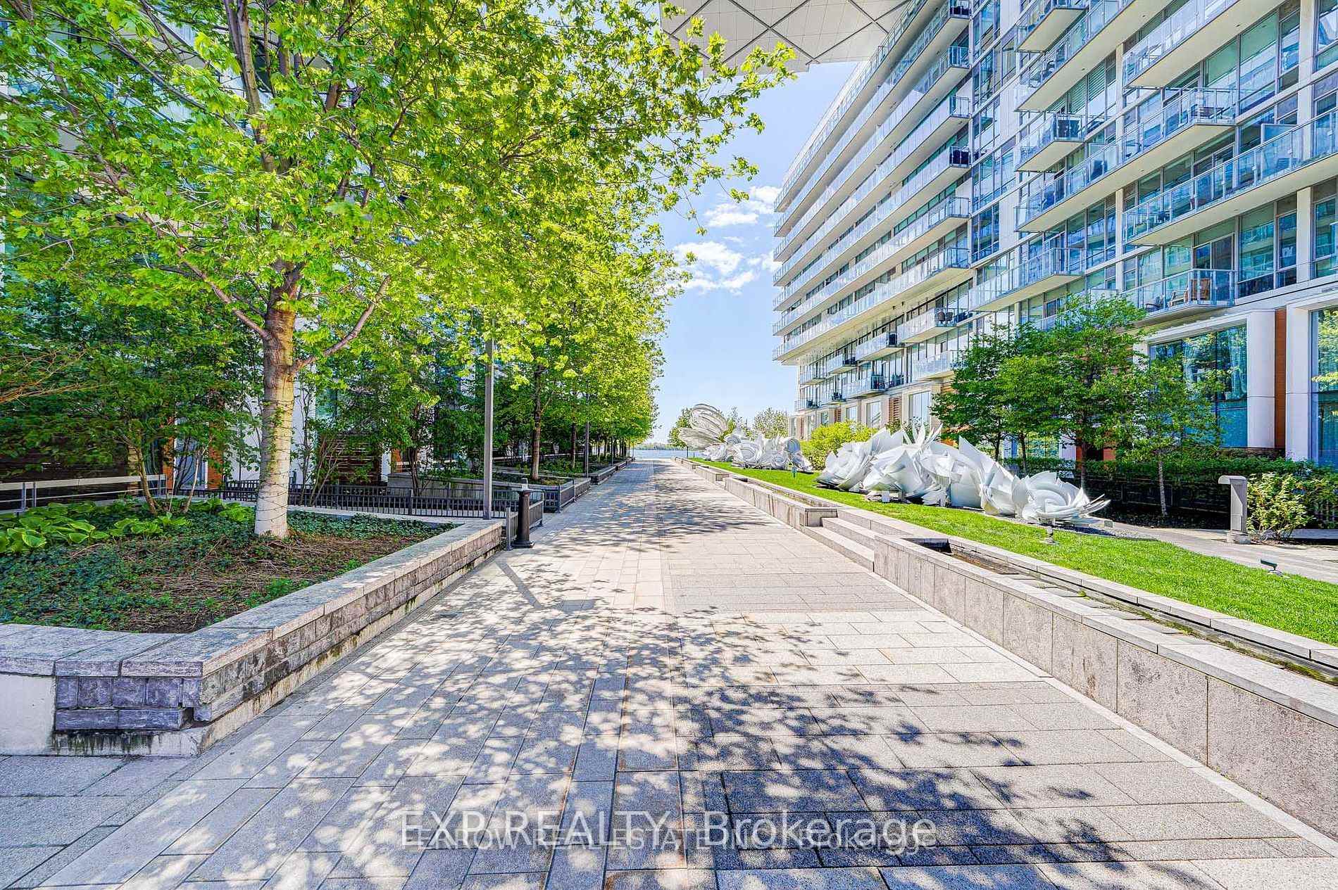 Photo 3 of Unit 101, 39 Queens Quay E, Toronto, Waterfront Communities — HOMEH