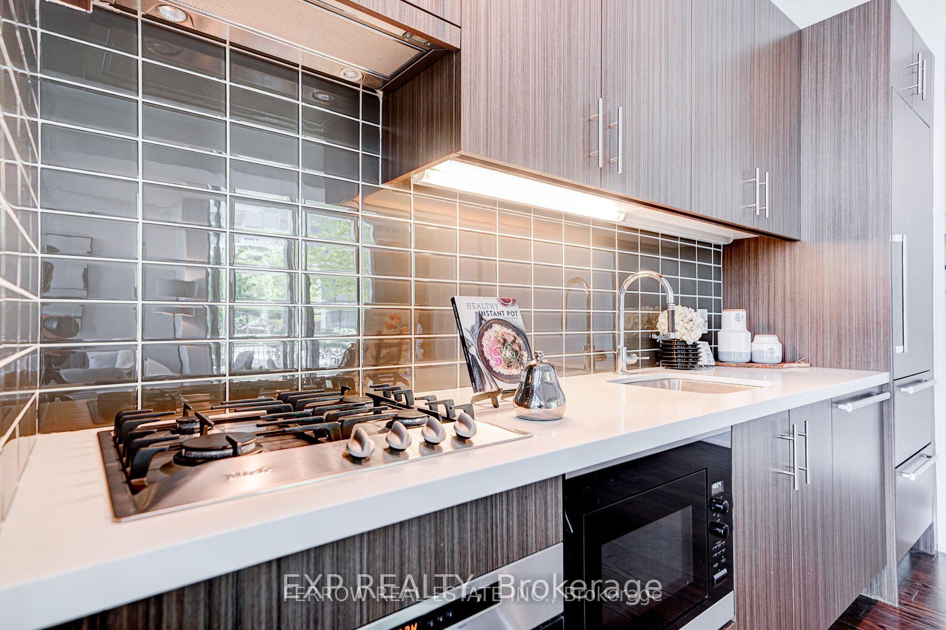 Photo 6 of Unit 101, 39 Queens Quay E, Toronto, Waterfront Communities — HOMEH