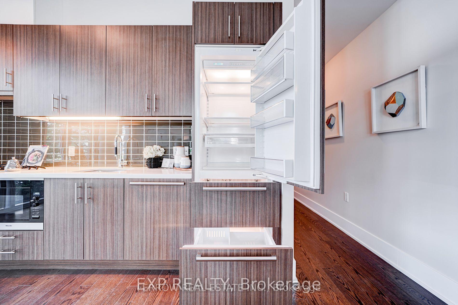 Photo 18 of Unit 101, 39 Queens Quay E, Toronto, Waterfront Communities — HOMEH