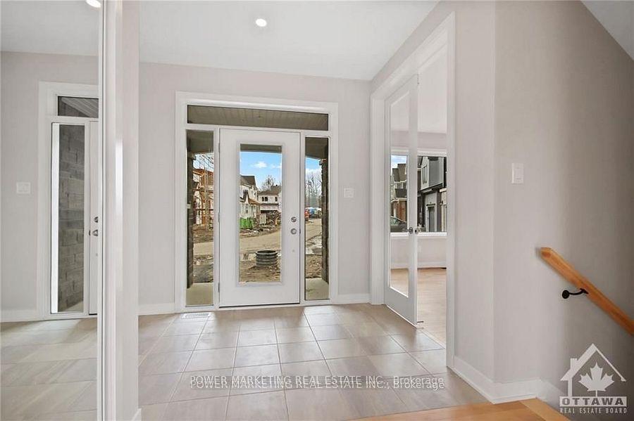 Photo 2 of 288 Appalachian Circle, Ottawa, Barrhaven - Half Moon Bay — HOMEH