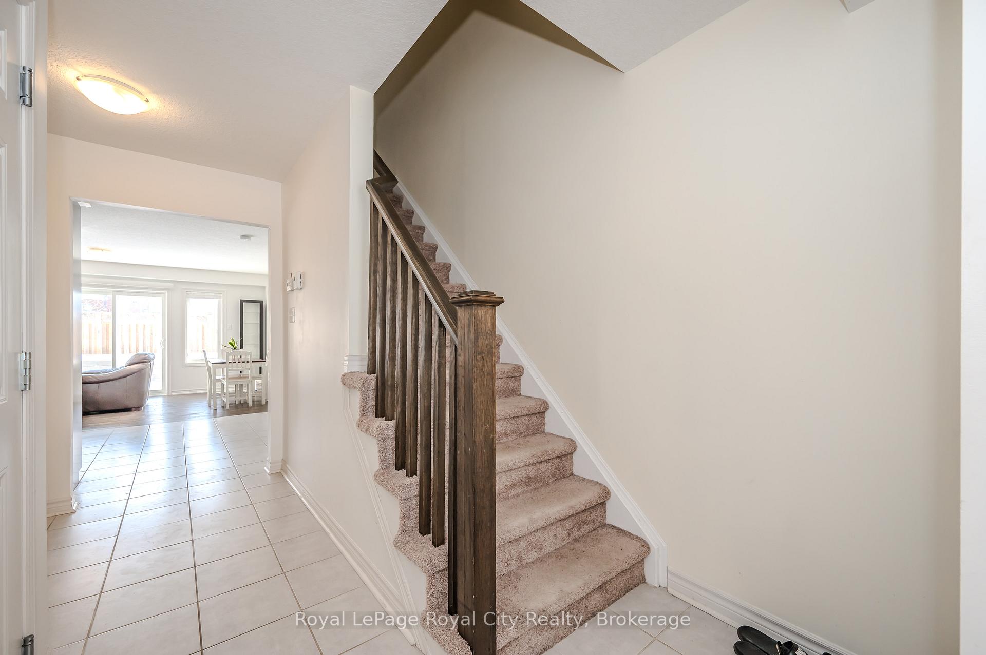 Photo 16 of Unit 23K, 23 Kingsbury Square, Guelph, Pineridge/Westminster Woods — HOMEH