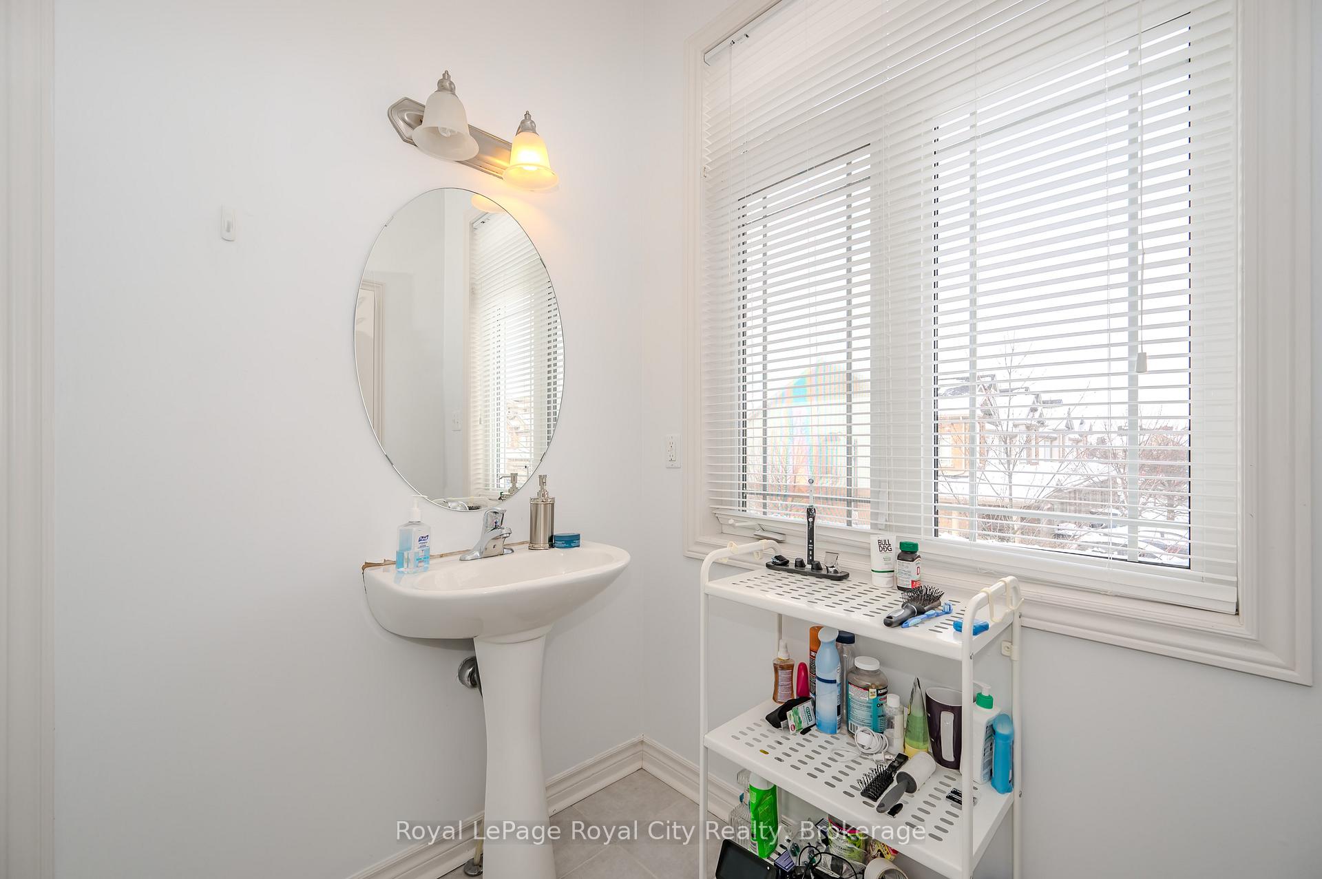 Photo 25 of Unit 23K, 23 Kingsbury Square, Guelph, Pineridge/Westminster Woods — HOMEH