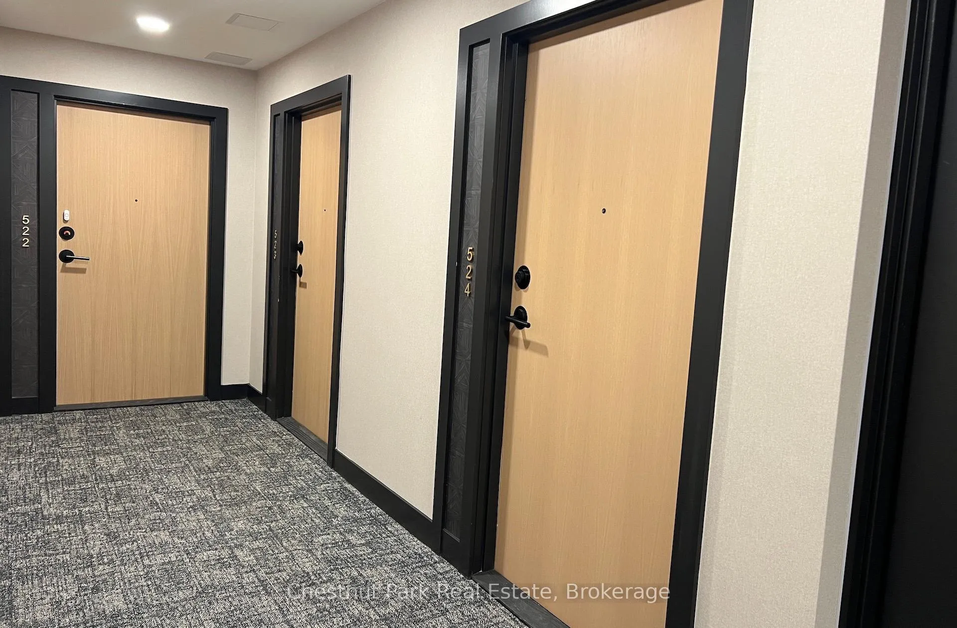 Photo 2 of Unit 524, 31 Huron Street, Collingwood — HOMEH