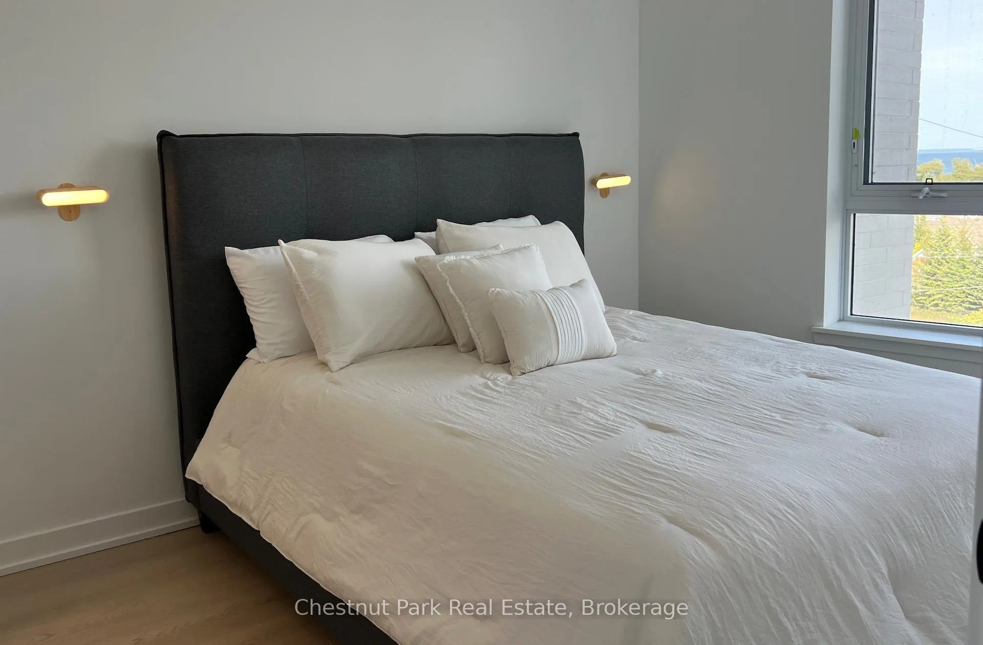 Photo 12 of Unit 524, 31 Huron Street, Collingwood — HOMEH