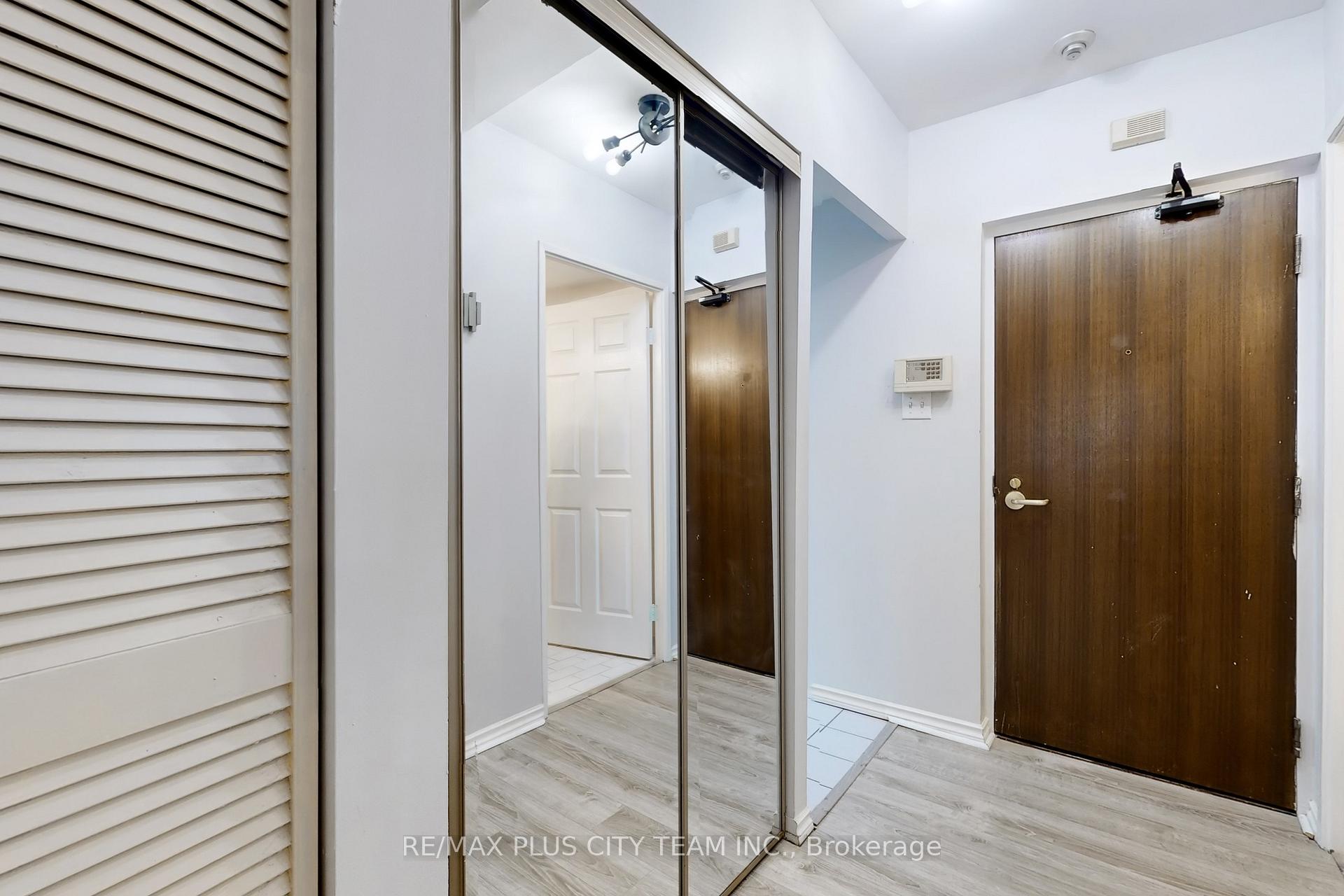 Photo 18 of Unit 708, 88 Charles Street E, Toronto, Church-Yonge Corridor — HOMEH