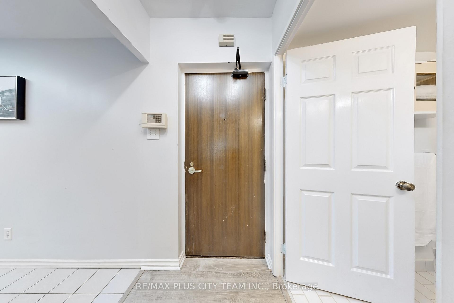 Photo 19 of Unit 708, 88 Charles Street E, Toronto, Church-Yonge Corridor — HOMEH