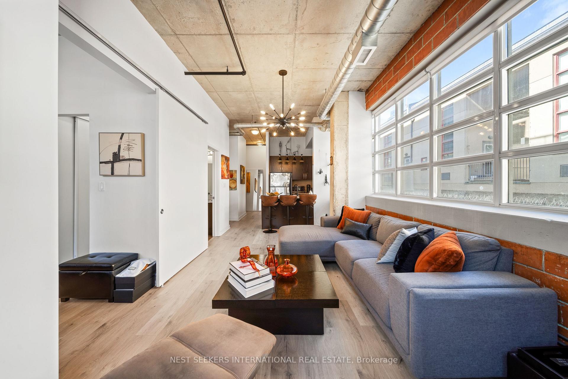 Photo 10 of Unit 302, 10 Wellesley Place, Toronto, North St. James Town — HOMEH